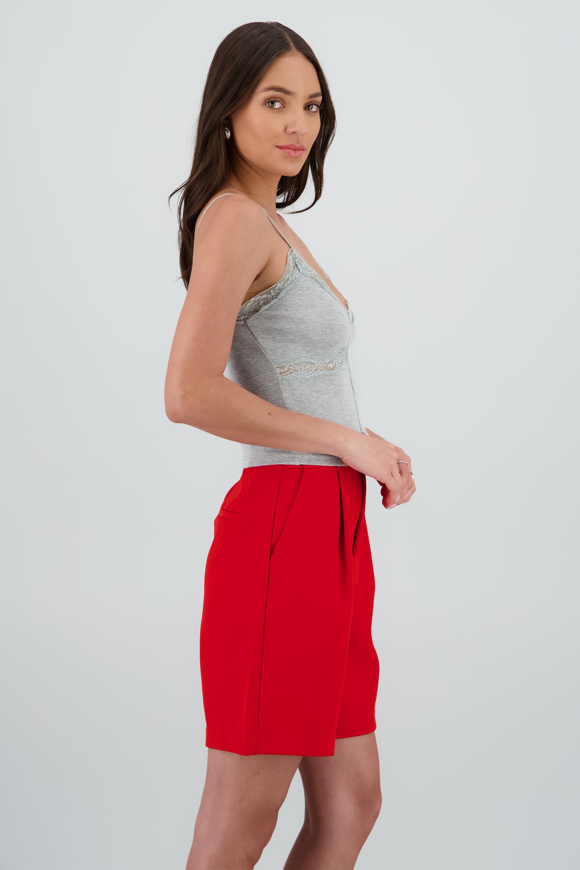 Top tirantes detalle encaje botones GRIS