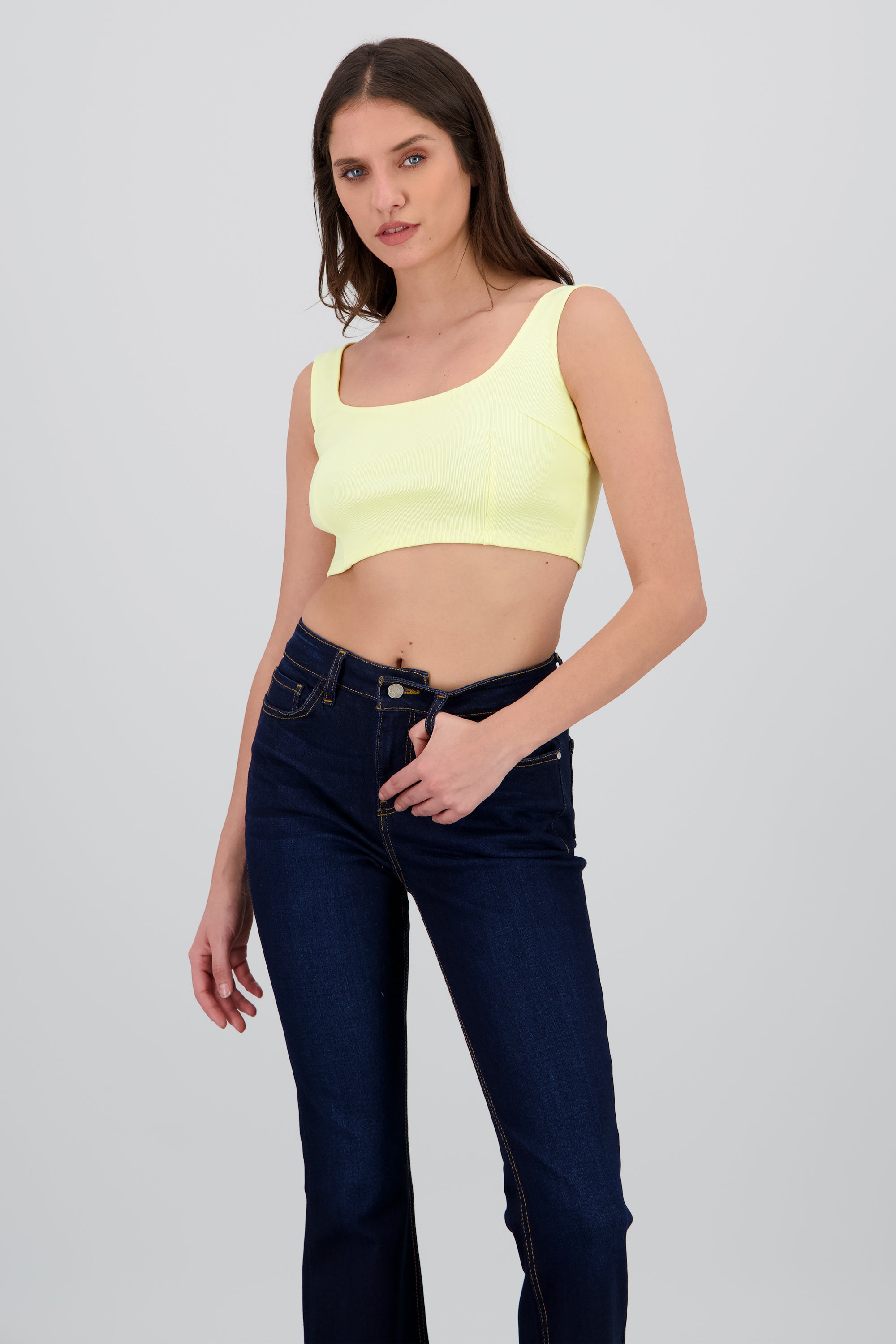 Top crop tirantes escote cuadrado AMARILLO