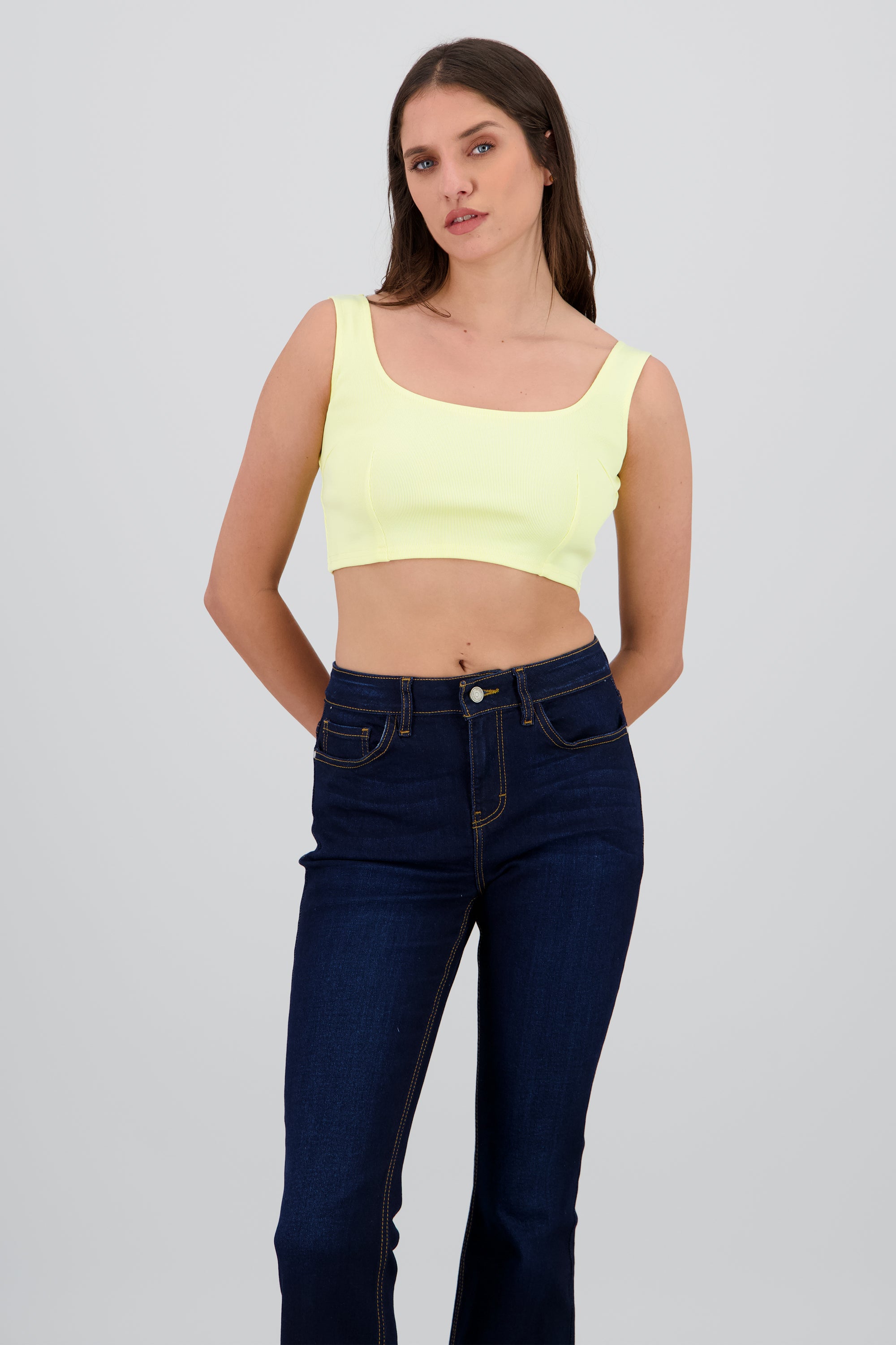 Top crop tirantes escote cuadrado AMARILLO