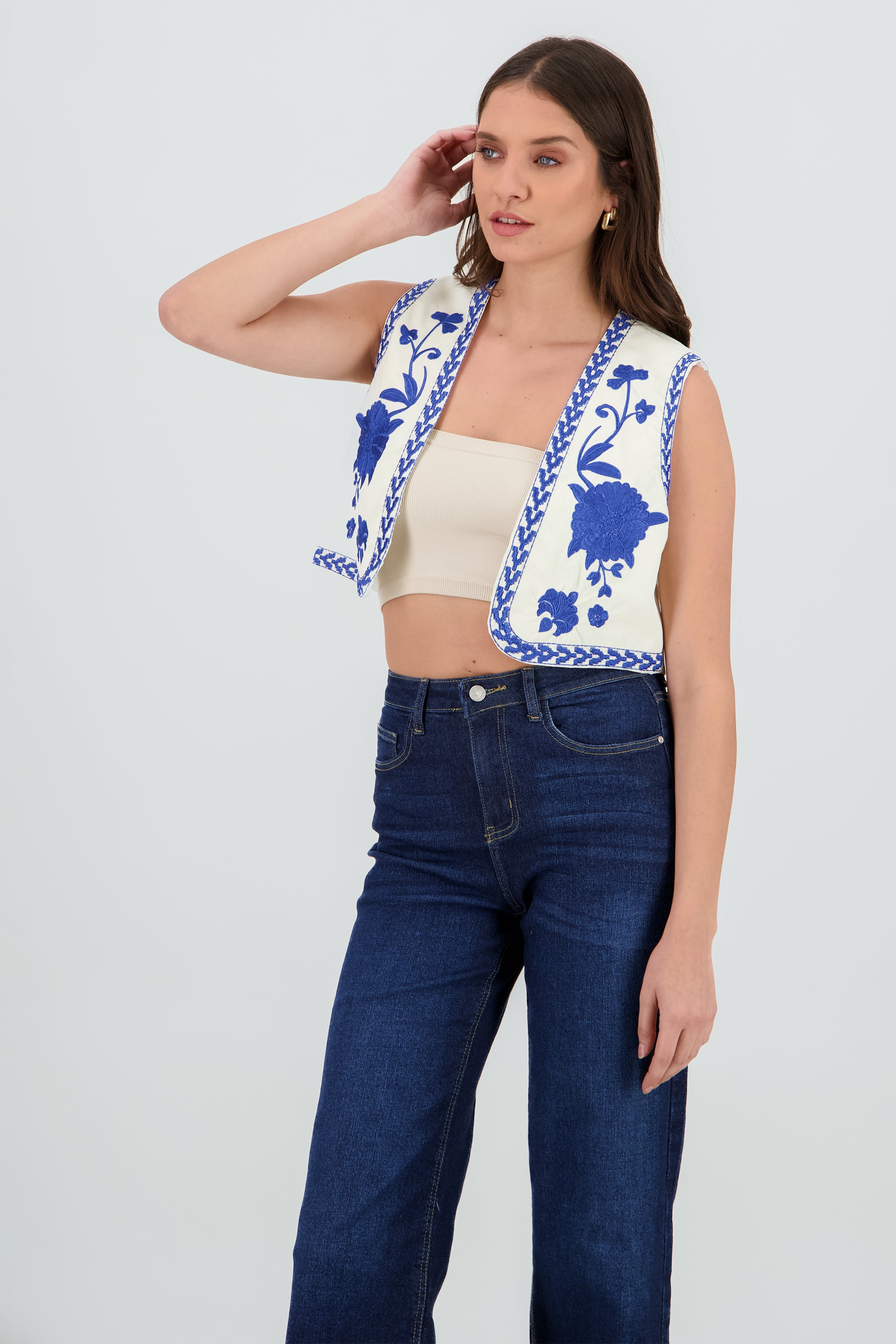 Chaleco crop detalle bordado AZUL COMBO