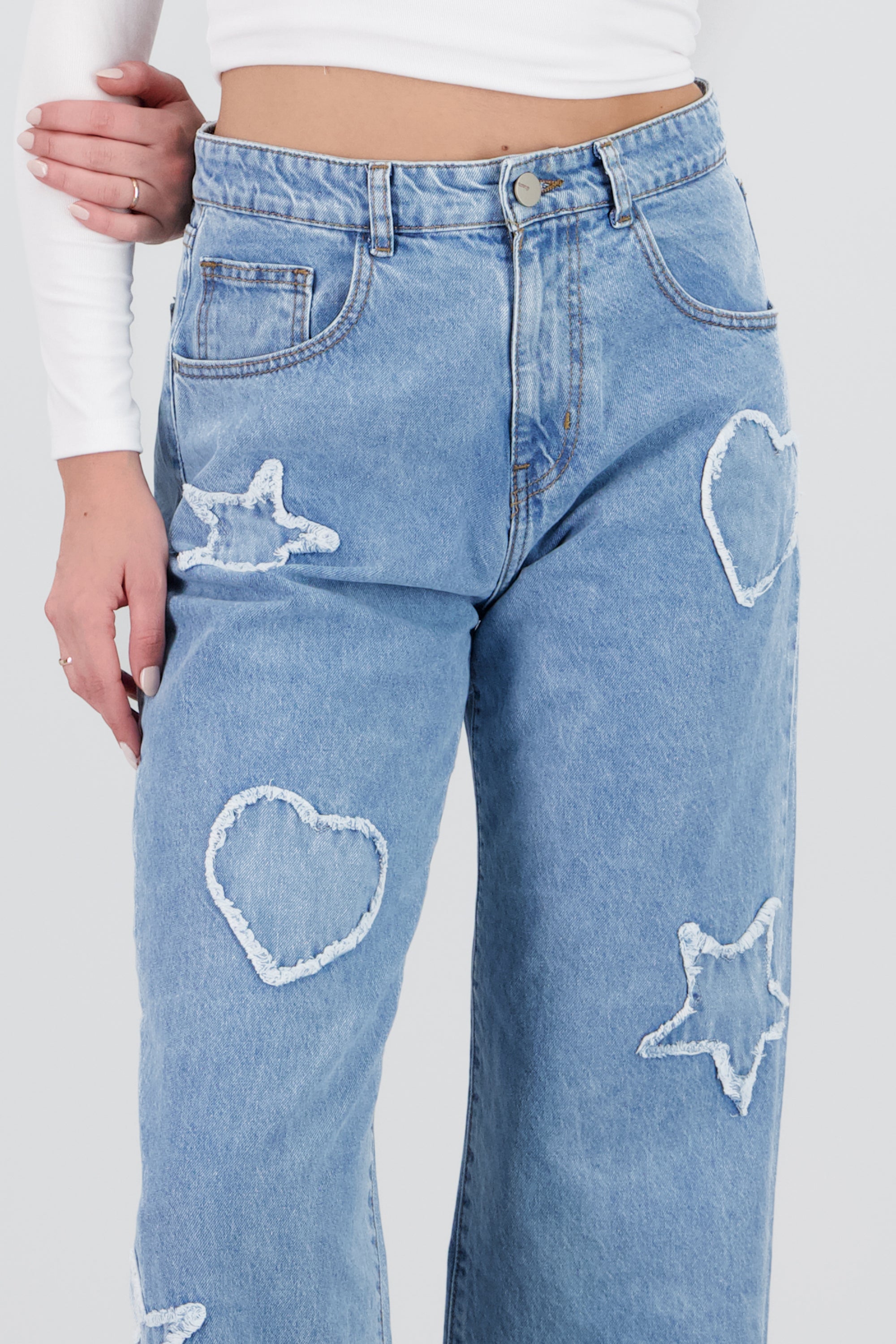 Jeans straight parches LIGHT WASH