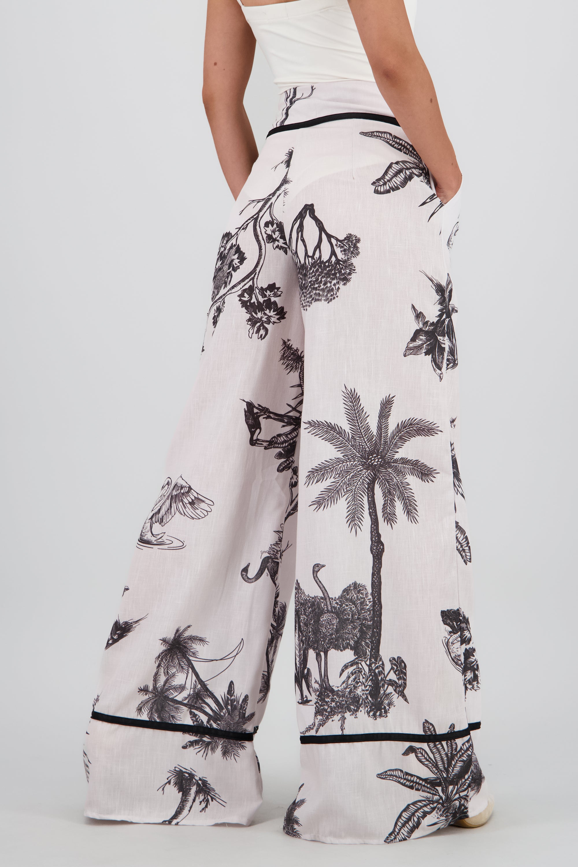 Pantalon estampado tropical NEGRO COMBO