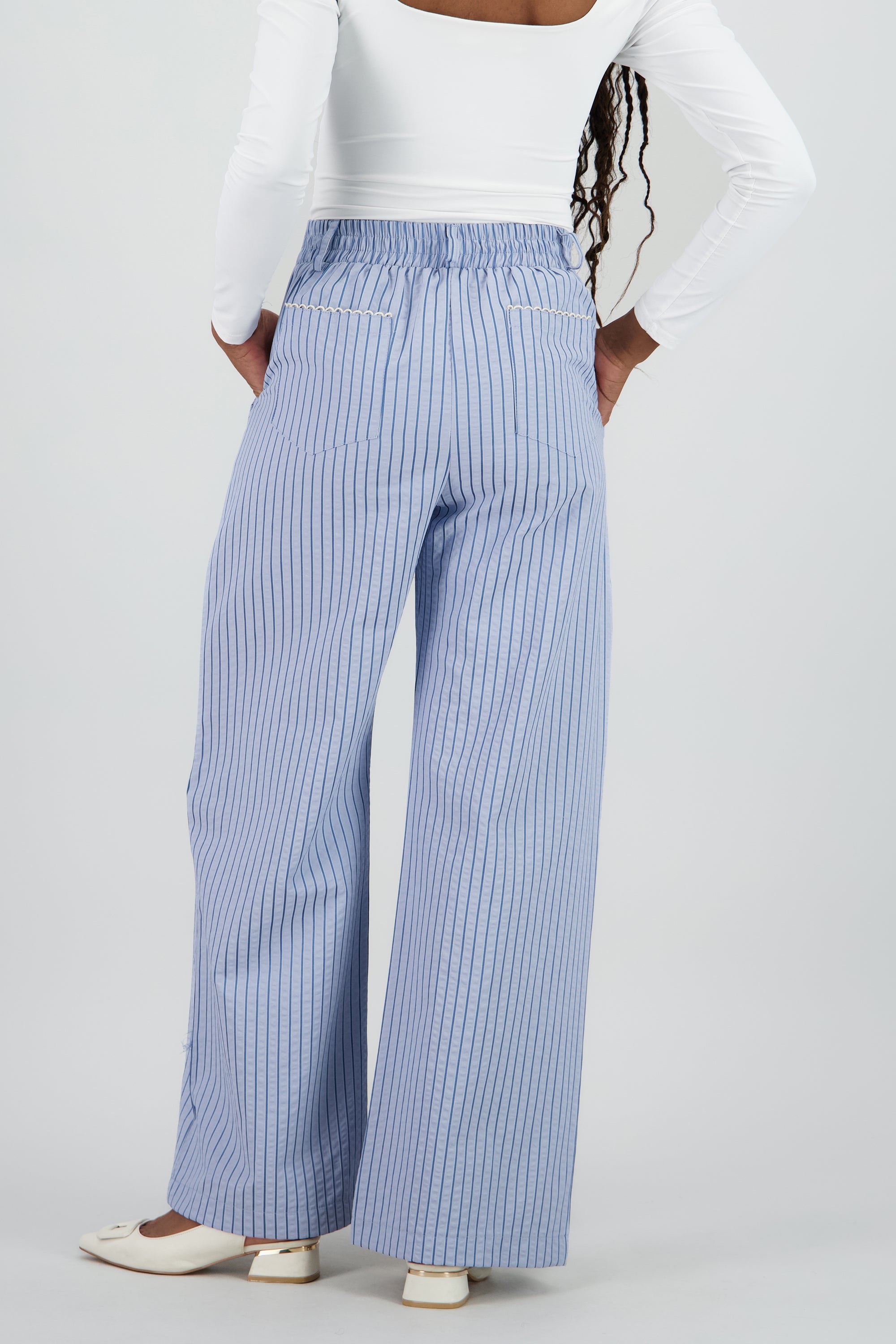Pantalon fluido wide leg detalle rayas AZUL COMBO