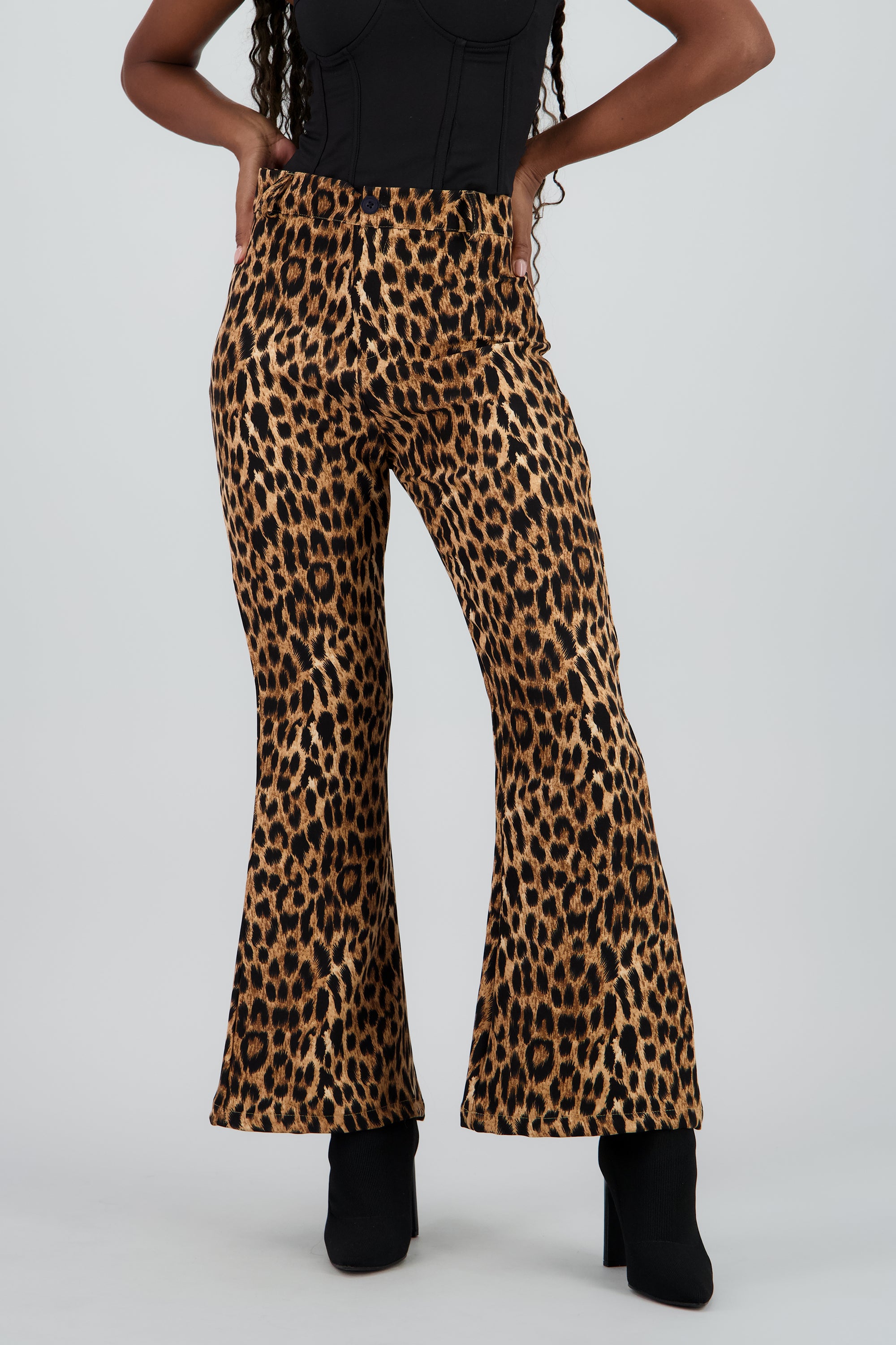 Pantalon recto animal print NEGRO COMBO