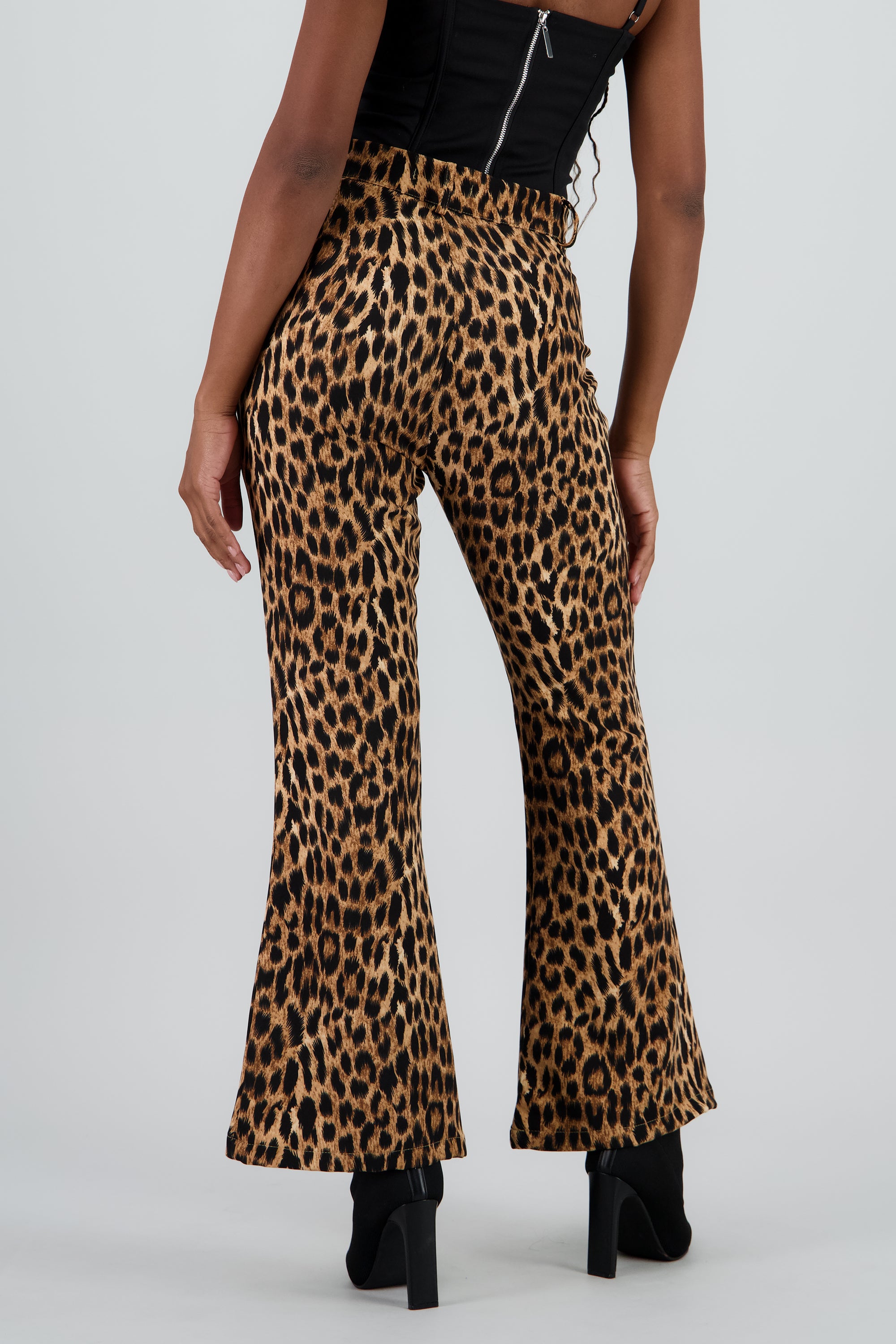 Pantalon recto animal print NEGRO COMBO