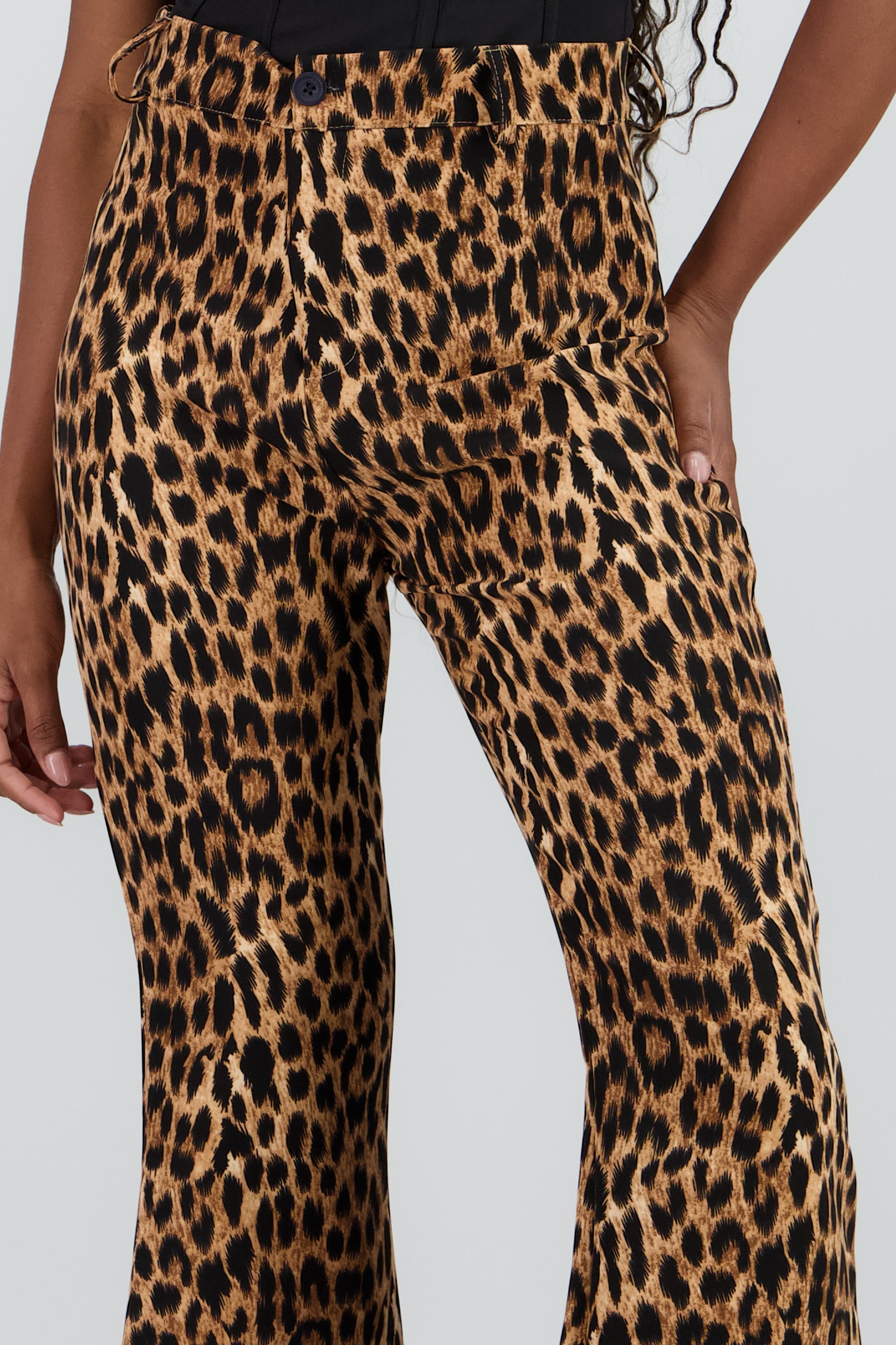 Pantalon recto animal print NEGRO COMBO
