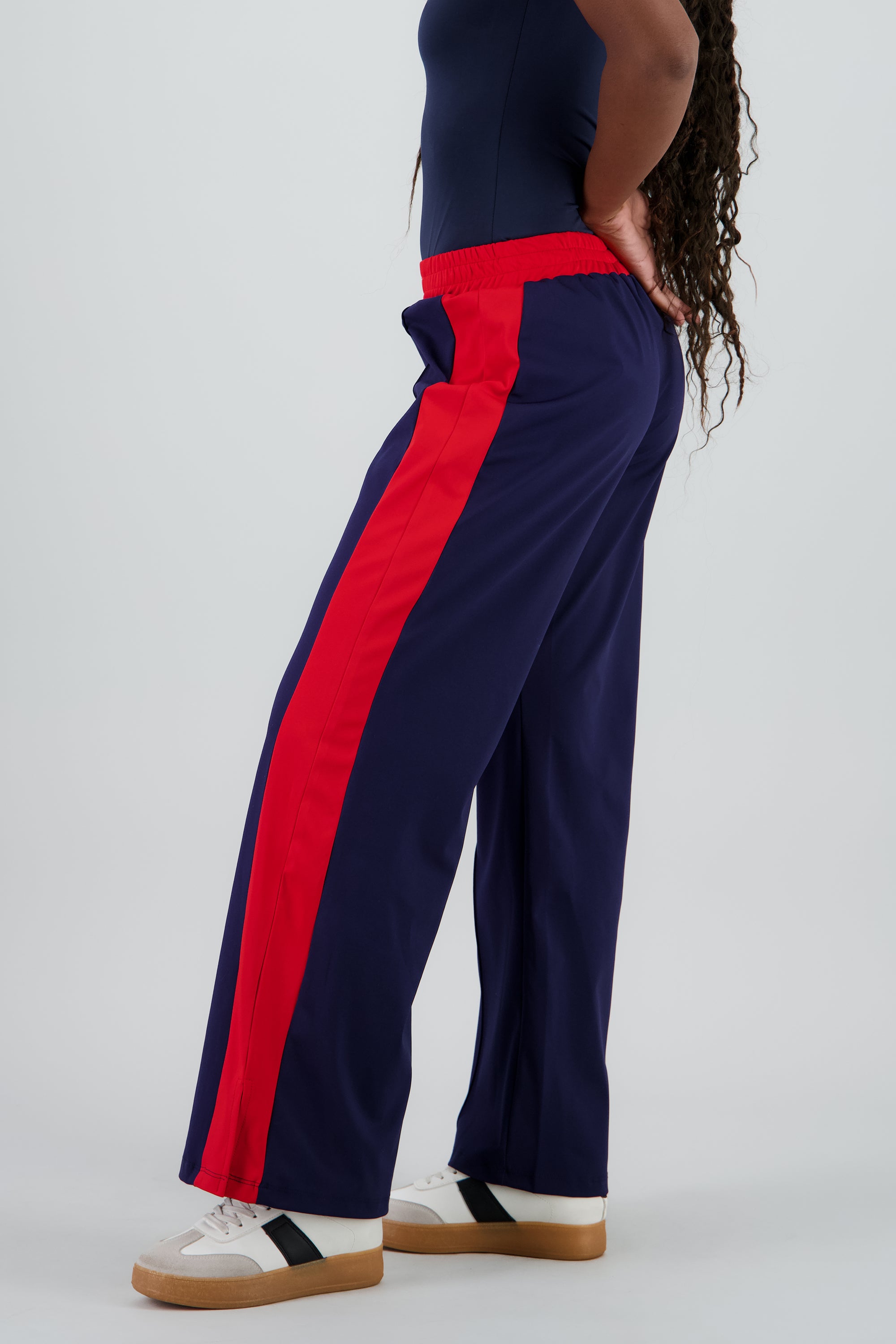 Pantalon wide leg fluido detalle franja contraste AZUL COMBO