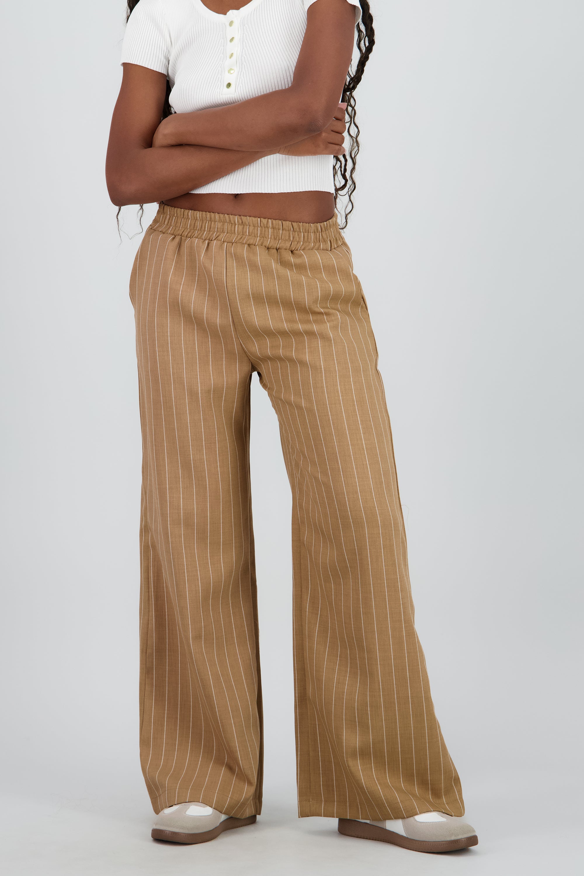 Pantalon wide leg fluido rayas diplomaticas CAFE