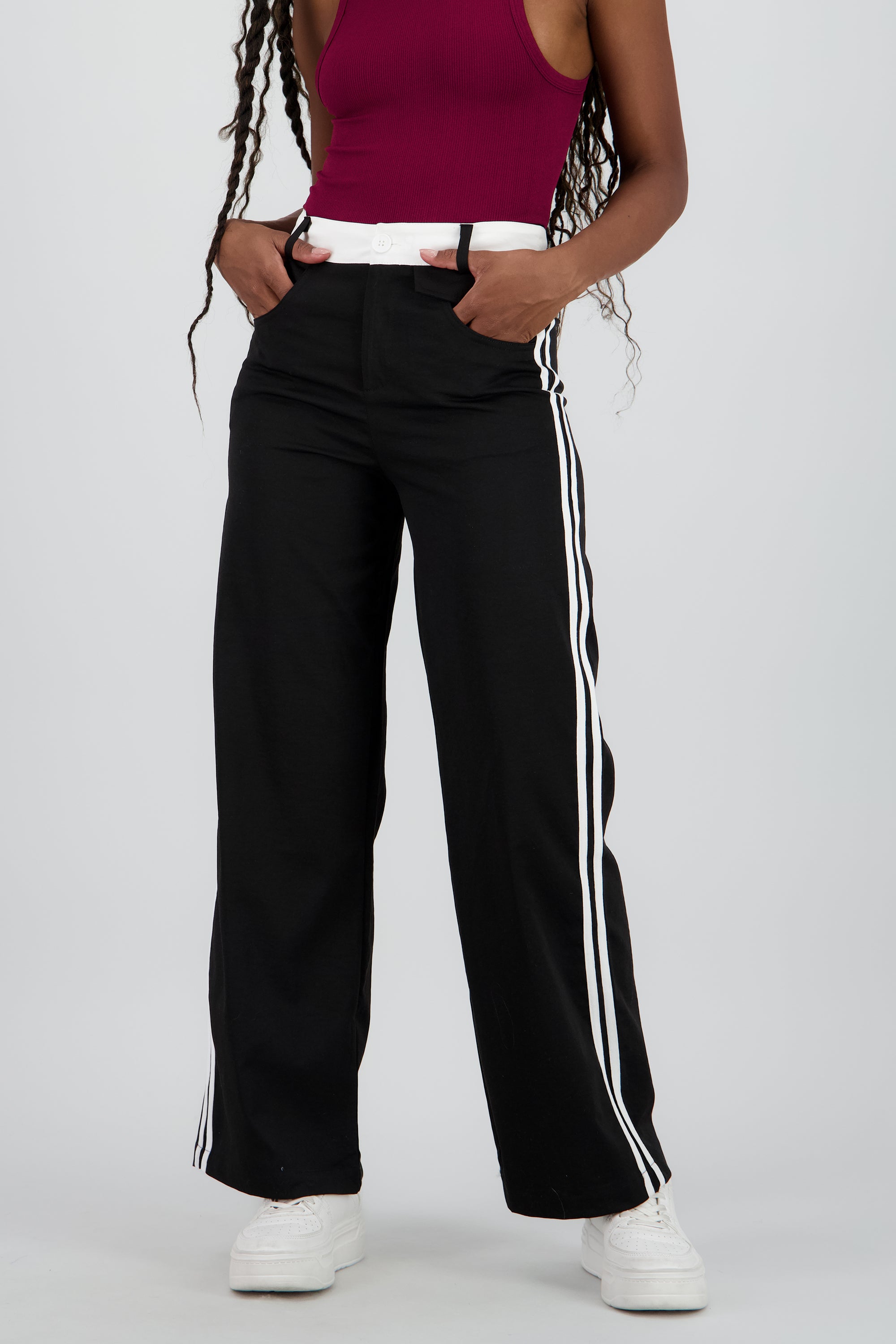 Pantalon fluido detalle contraste franja NEGRO