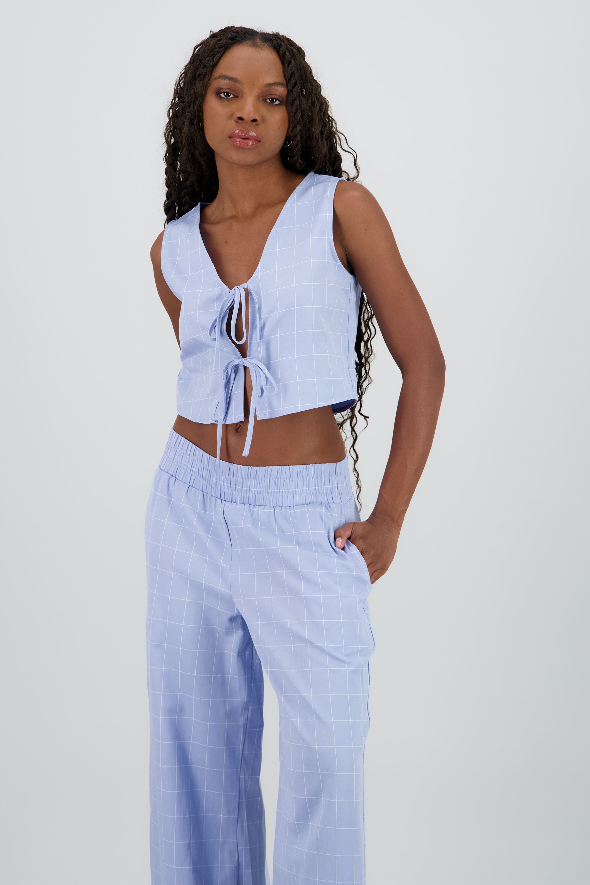 Chaleco cuello v detalle moños AZUL