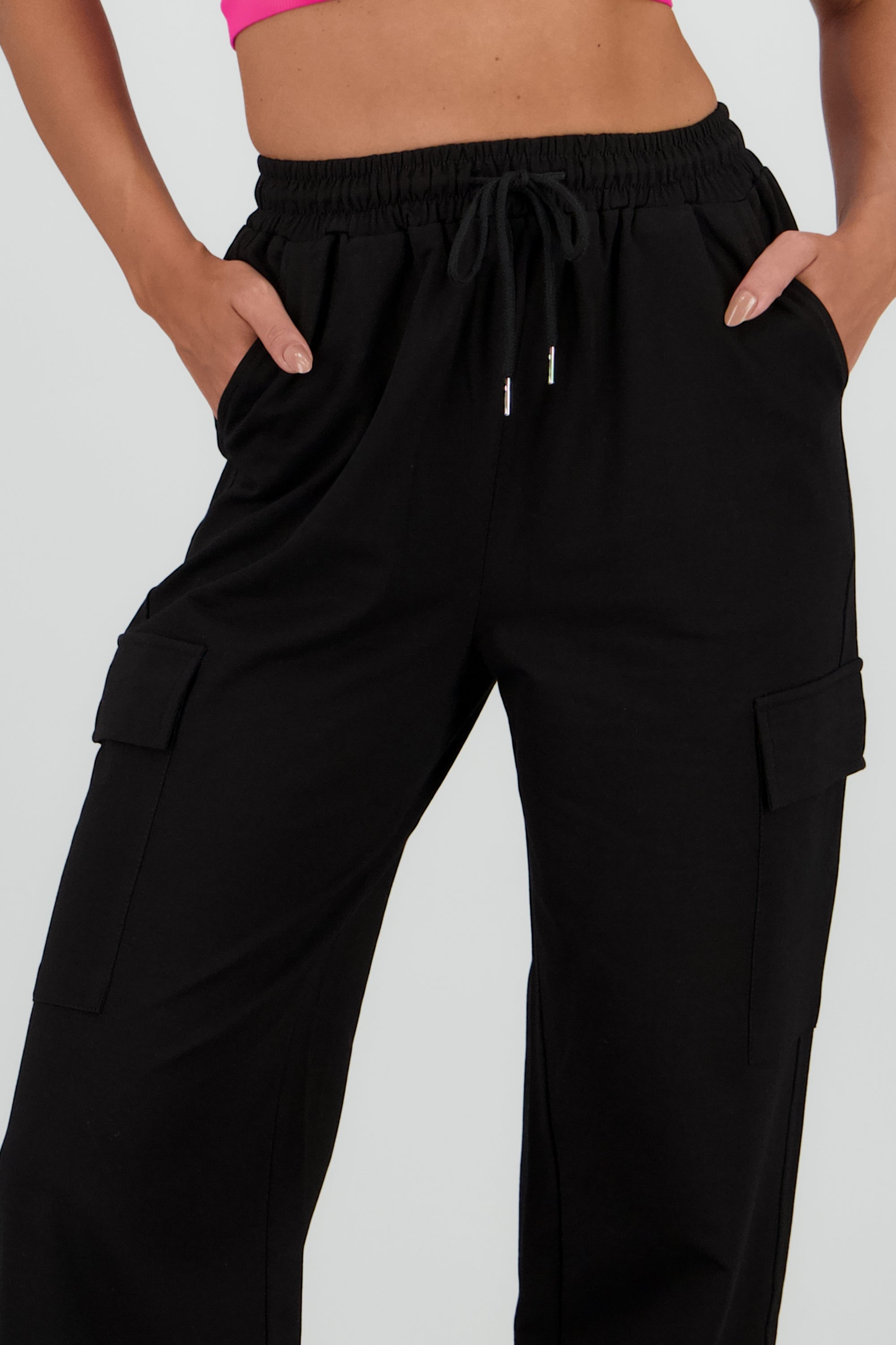 Pantalon amplio detalle franja NEGRO