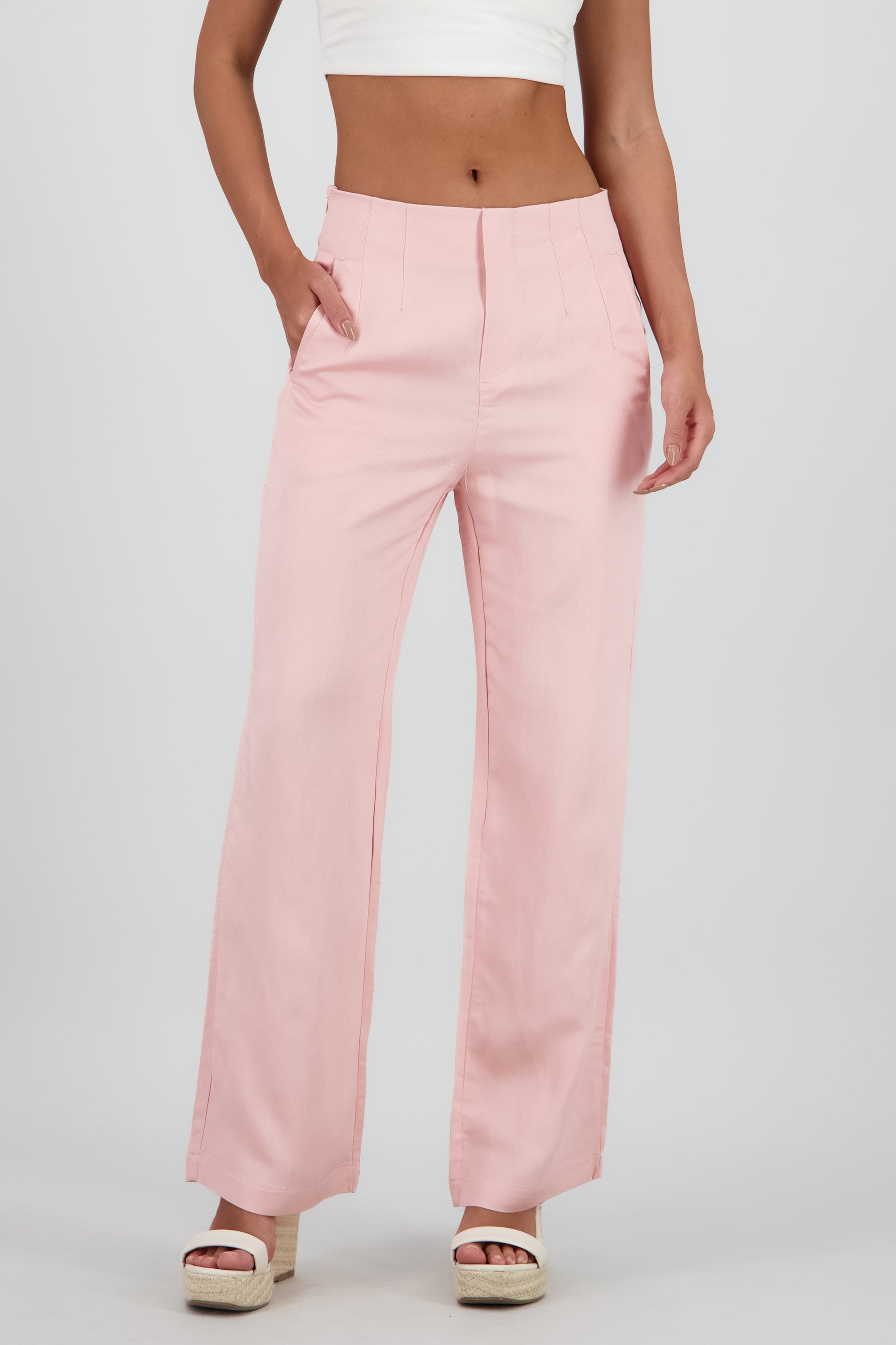 Pantalon fluido detalle pinzas ROSA