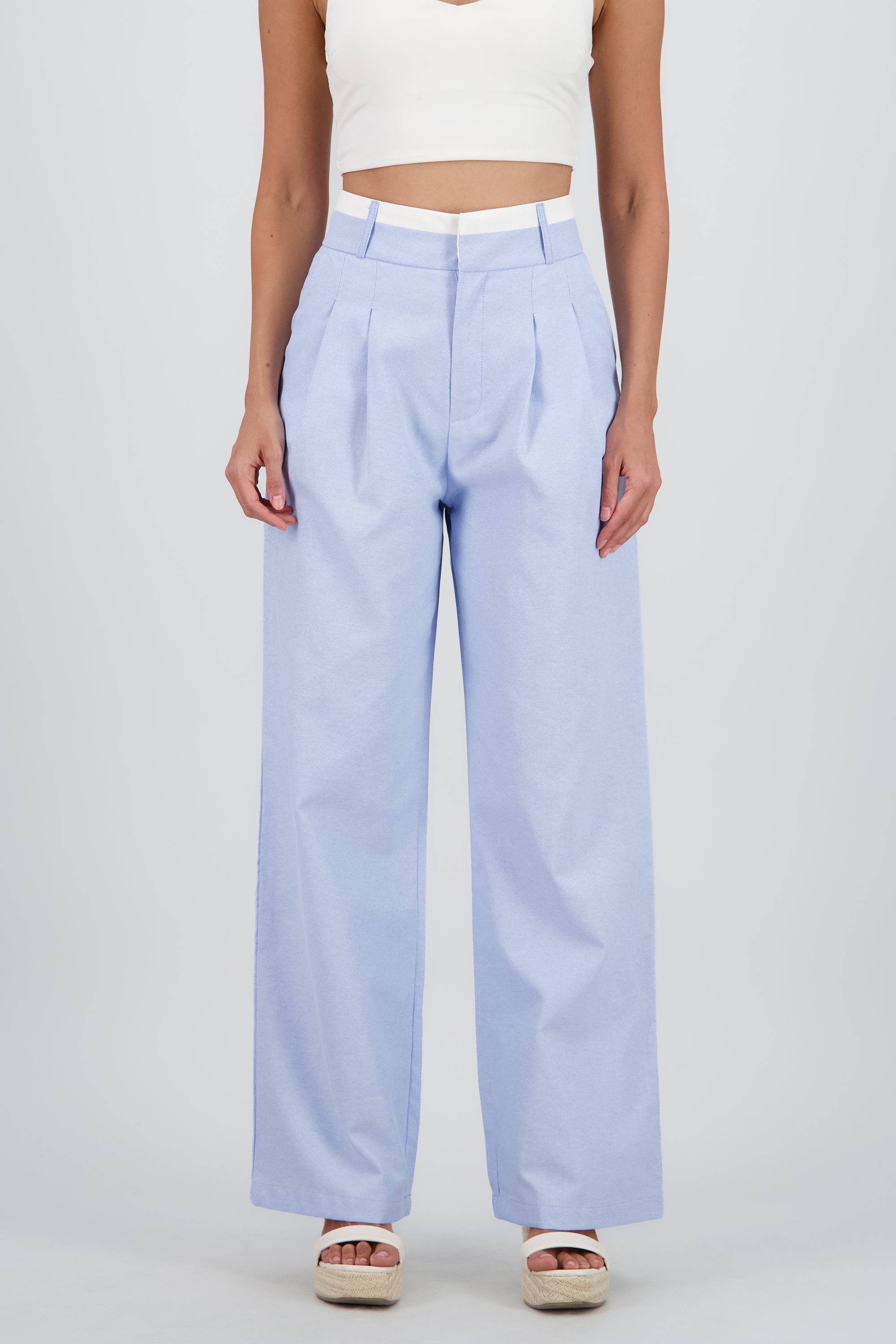 Pantalon recto detalle contraste pretina AZUL
