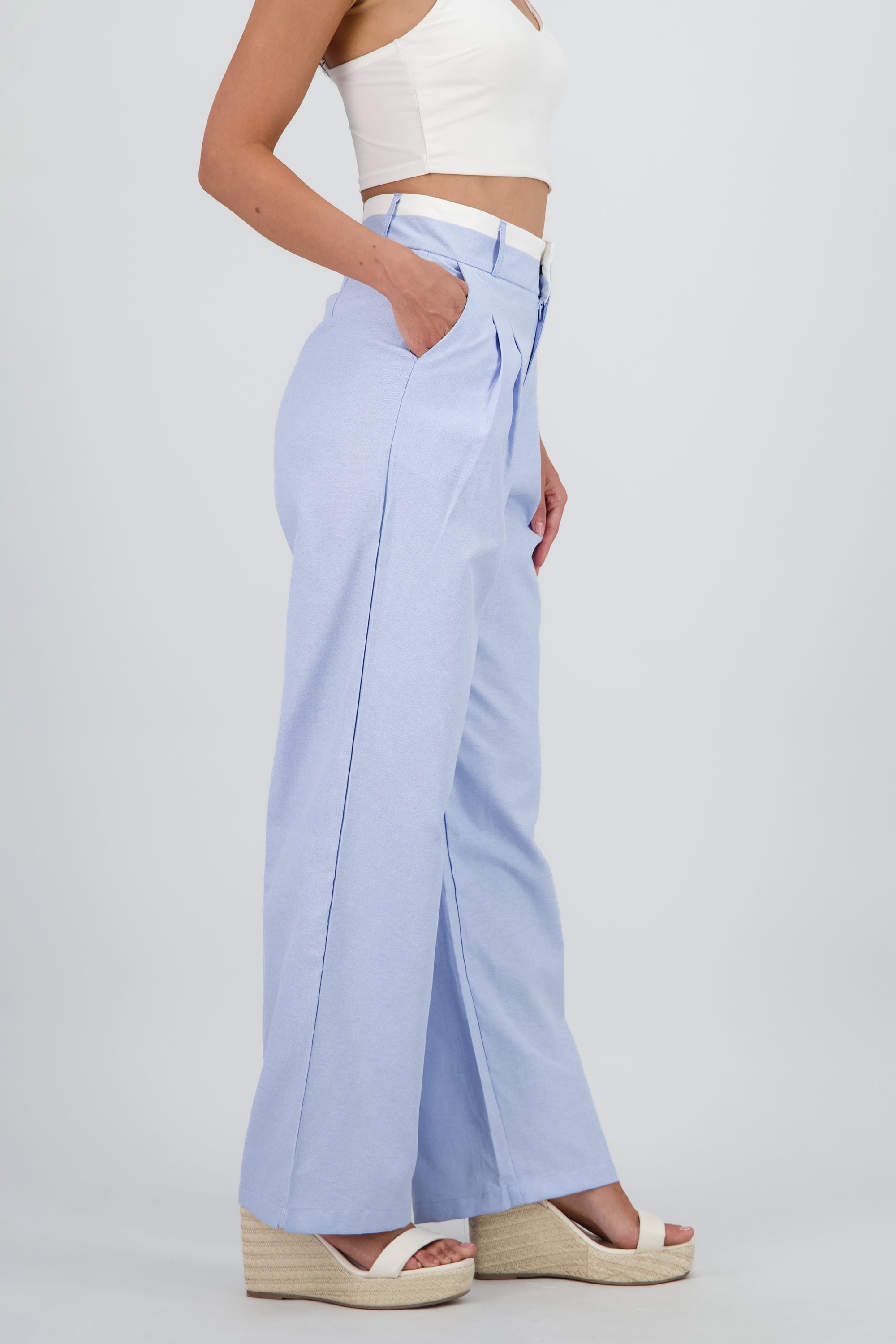 Pantalon recto detalle contraste pretina AZUL