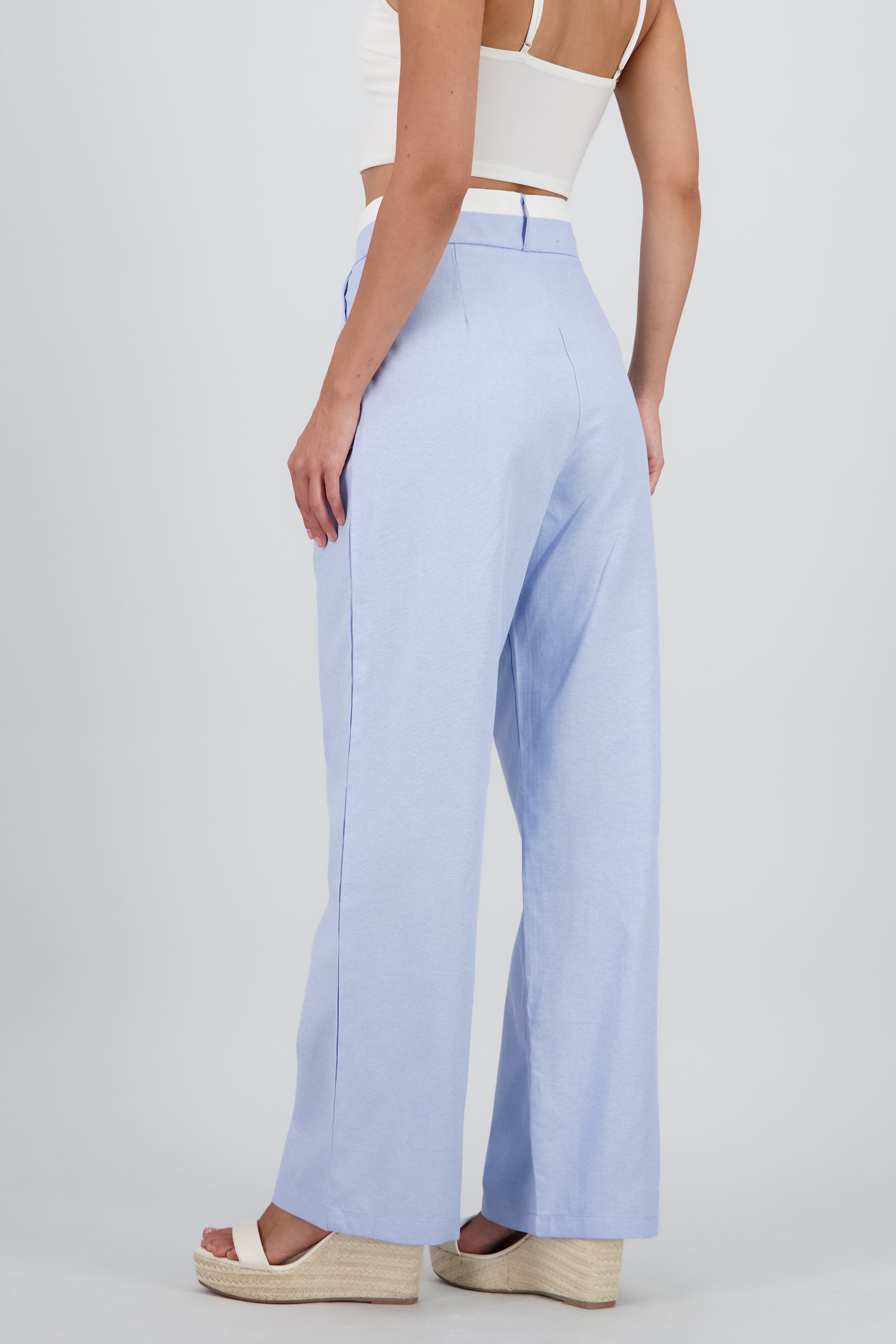 Pantalon recto detalle contraste pretina AZUL