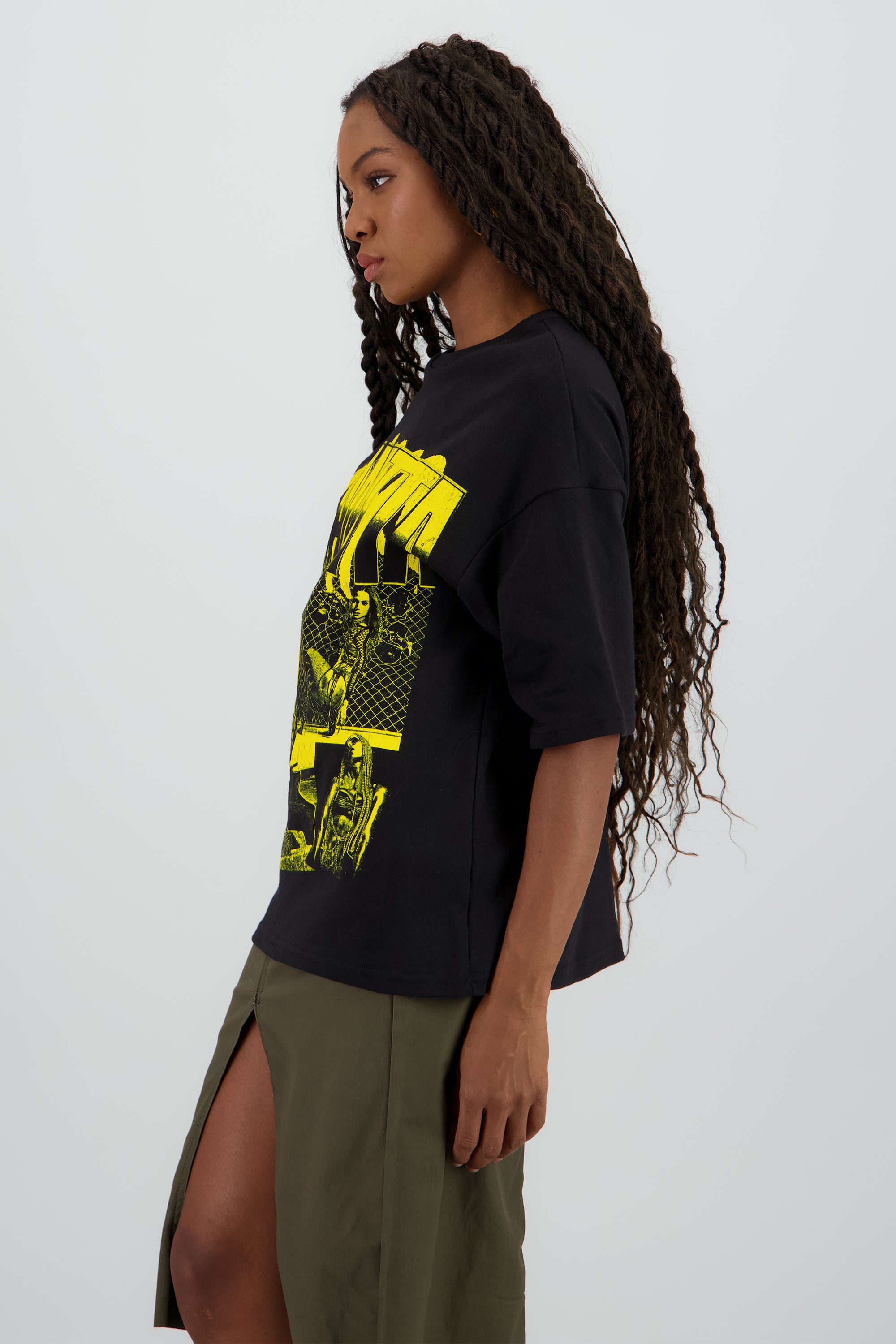 Playera overzised Anitta NEGRO