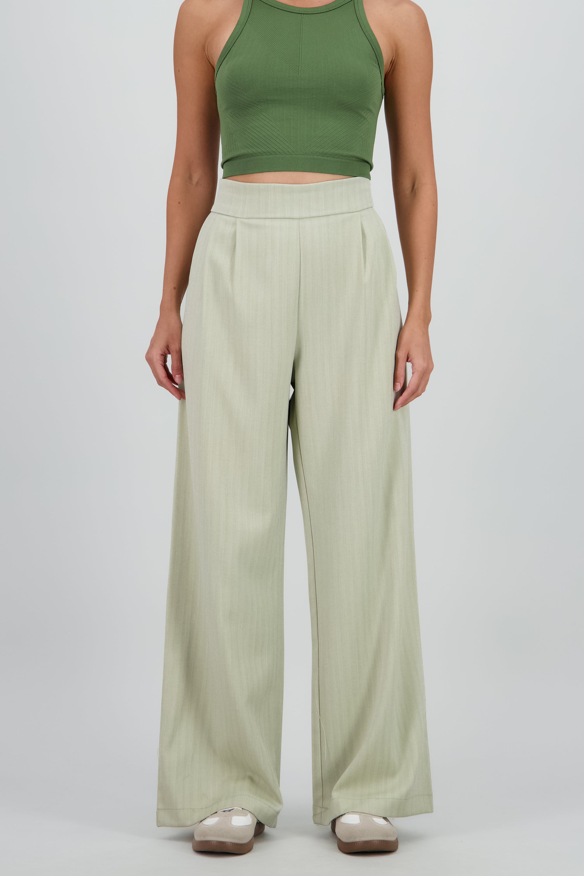 Pantalon amplio detalle bolsas pretina SAGE