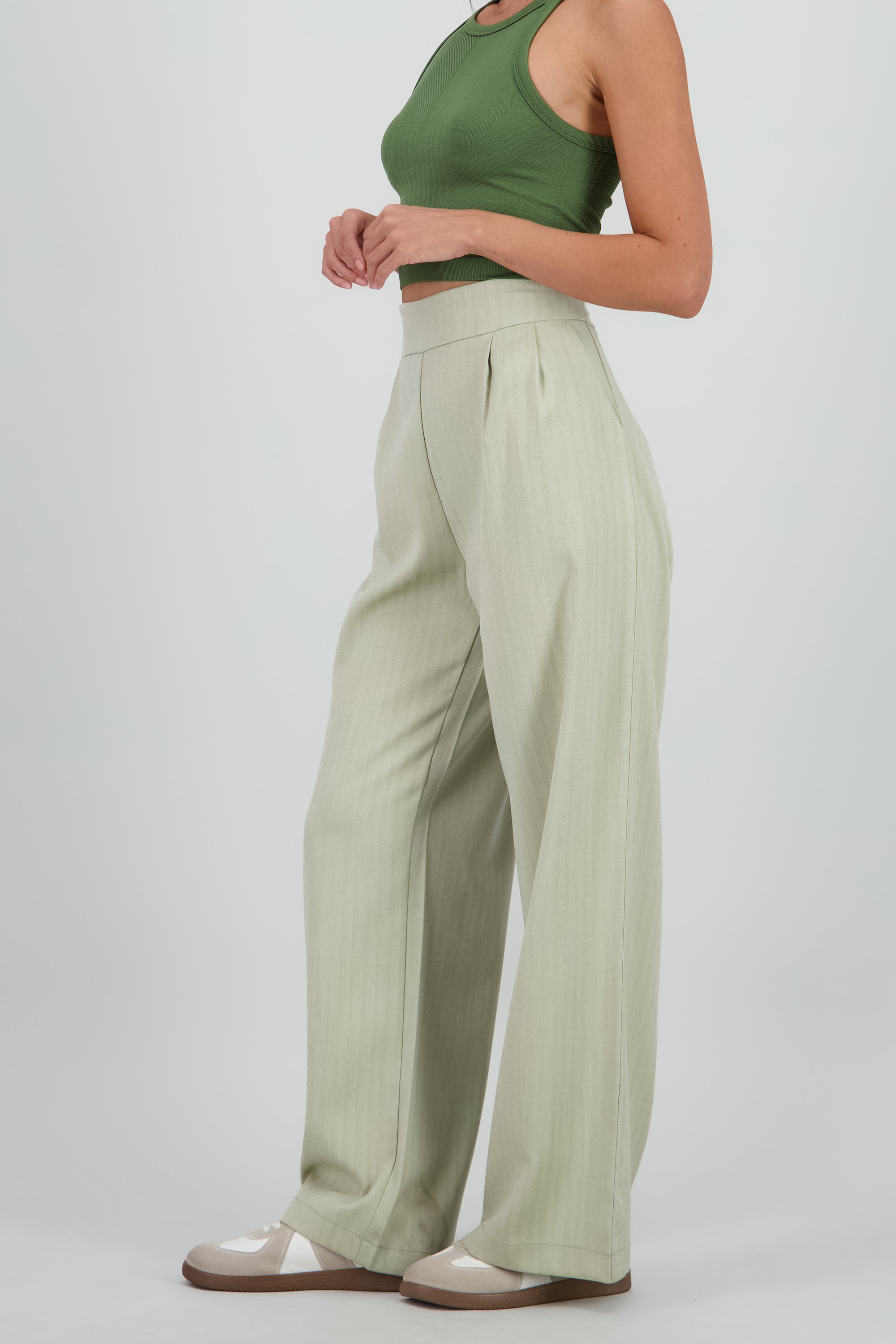 Pantalon amplio detalle bolsas pretina SAGE
