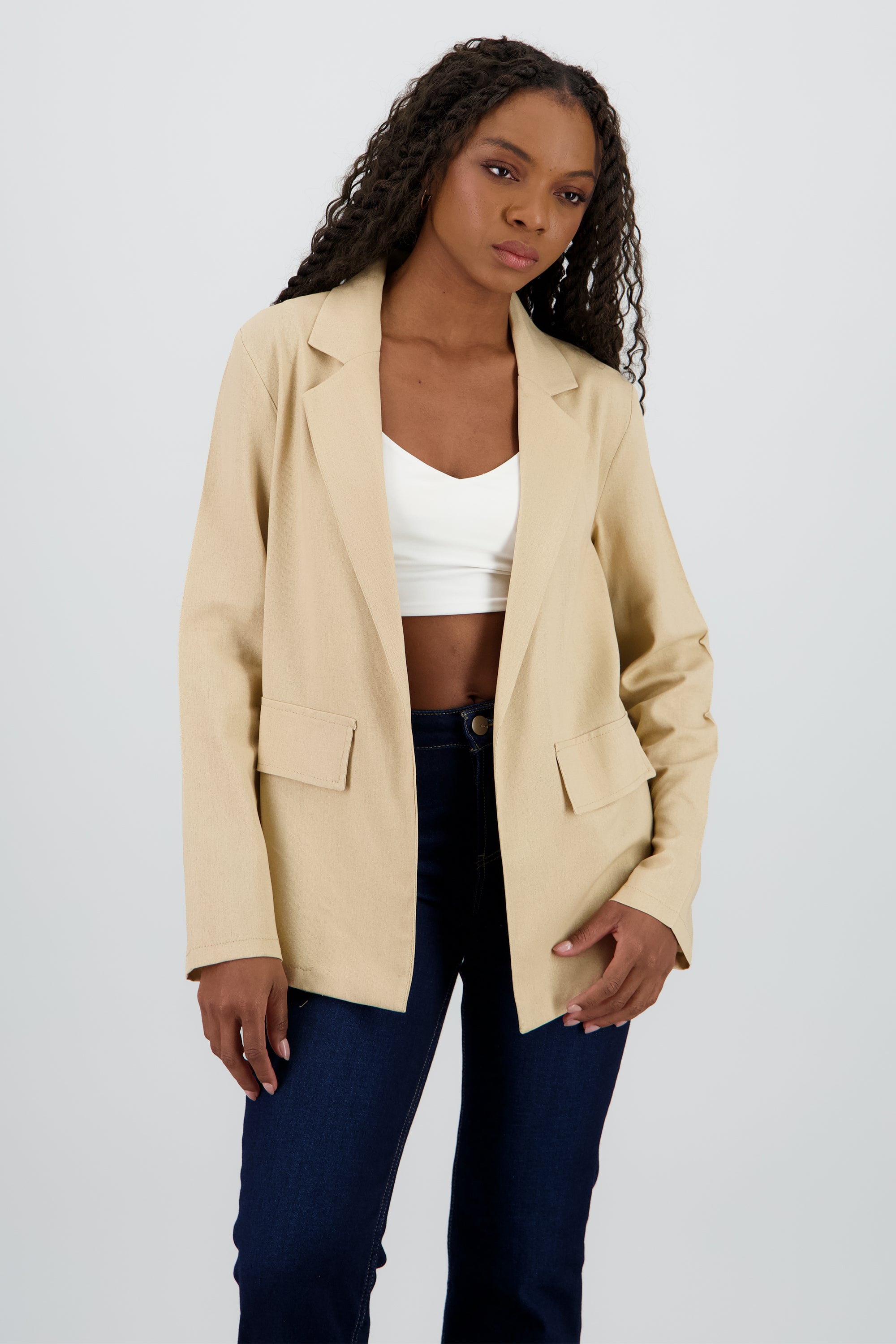 Blazer liso detalle solapa bolsas CAMELLO