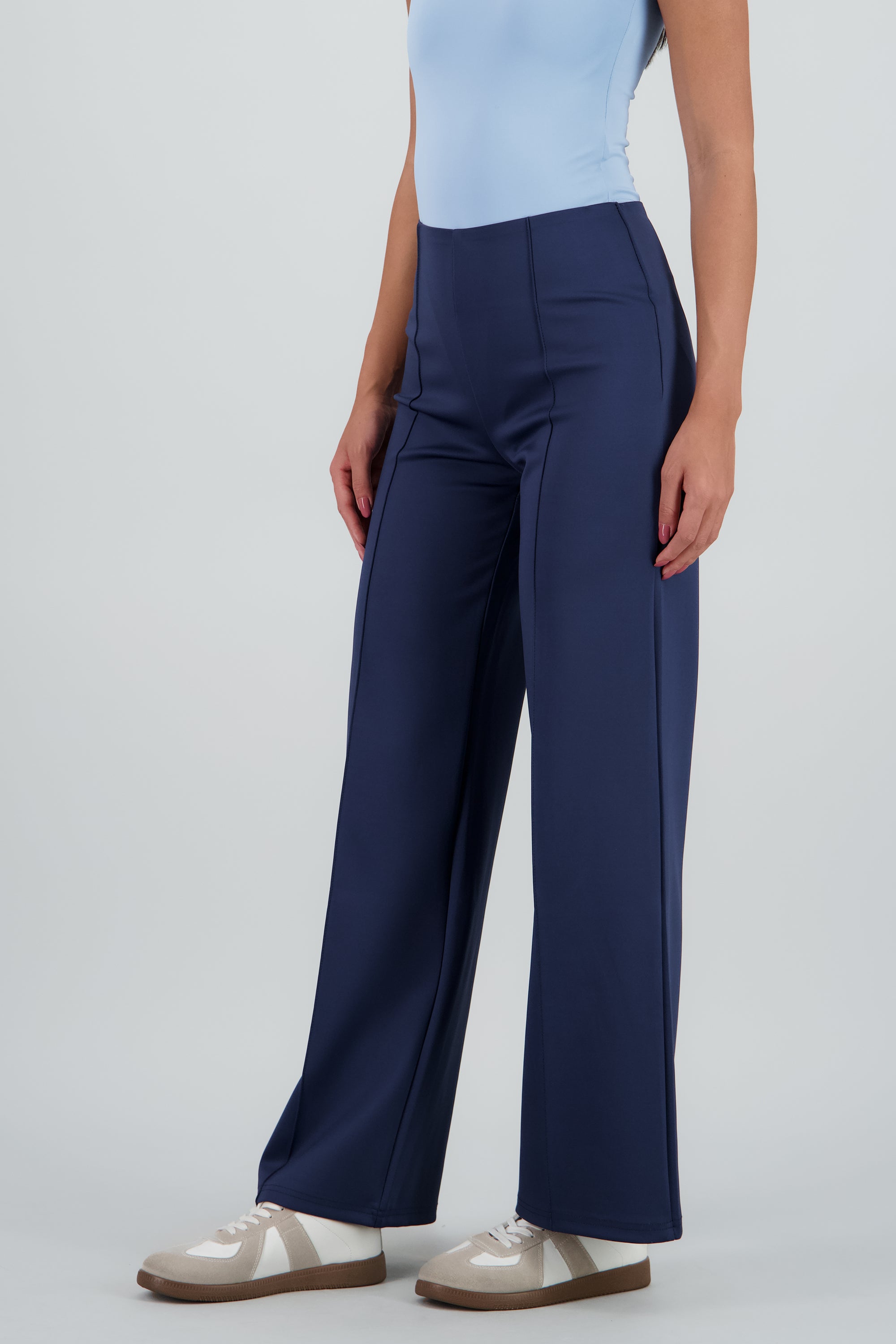 Pantalon recto detalle costura AZUL