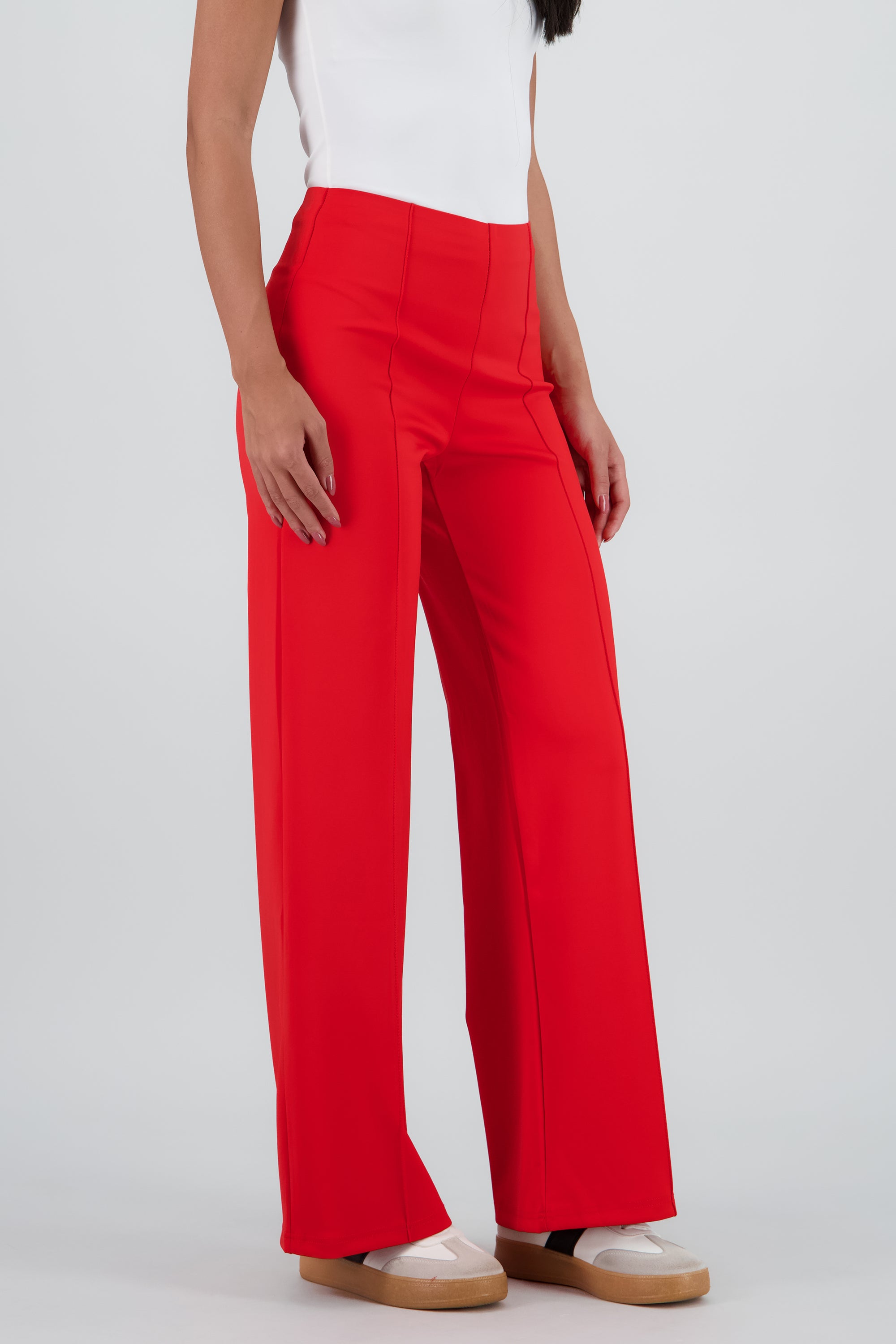 Pantalon recto detalle costura ROJO
