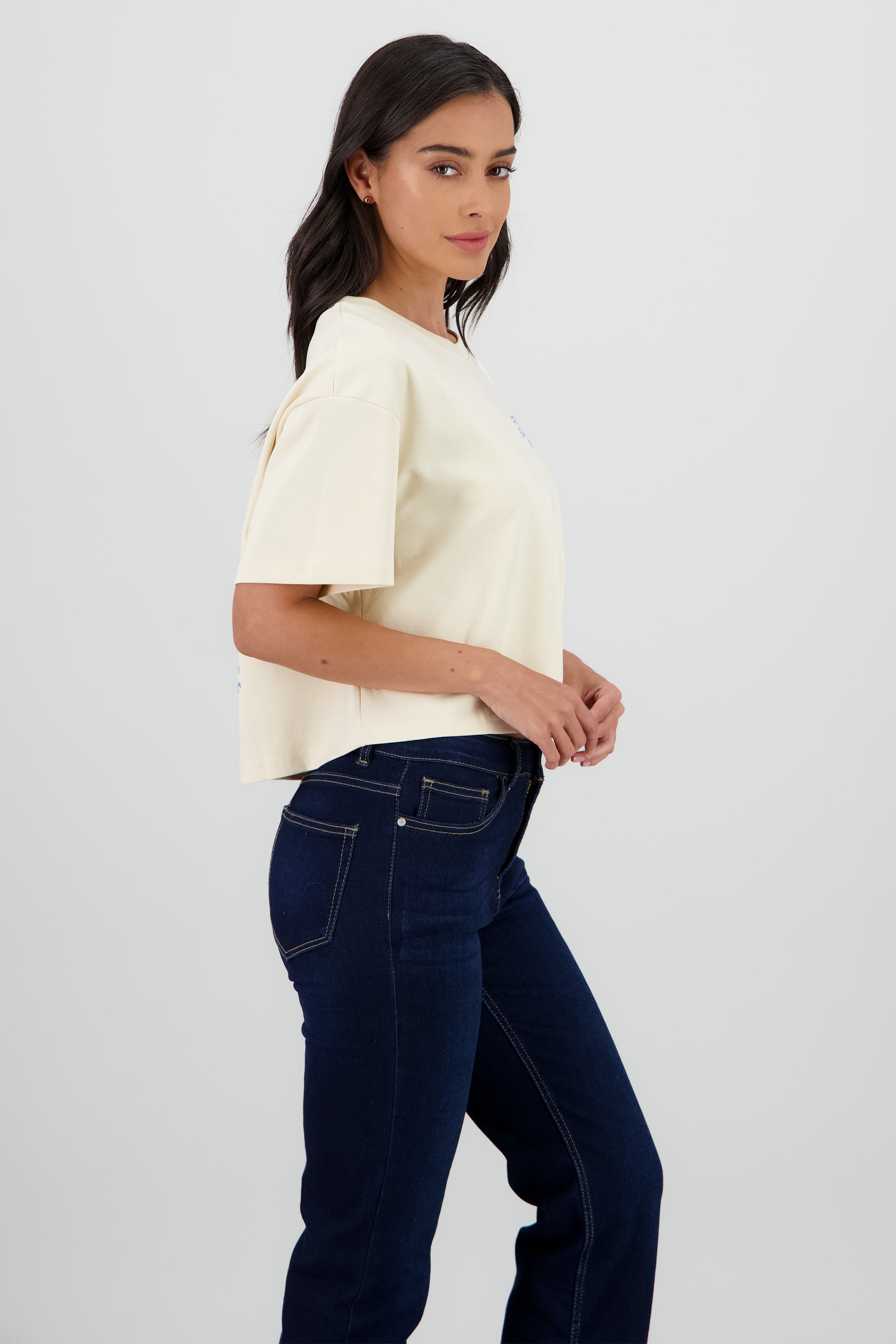 Playera manga corta crop estampado limones BEIGE