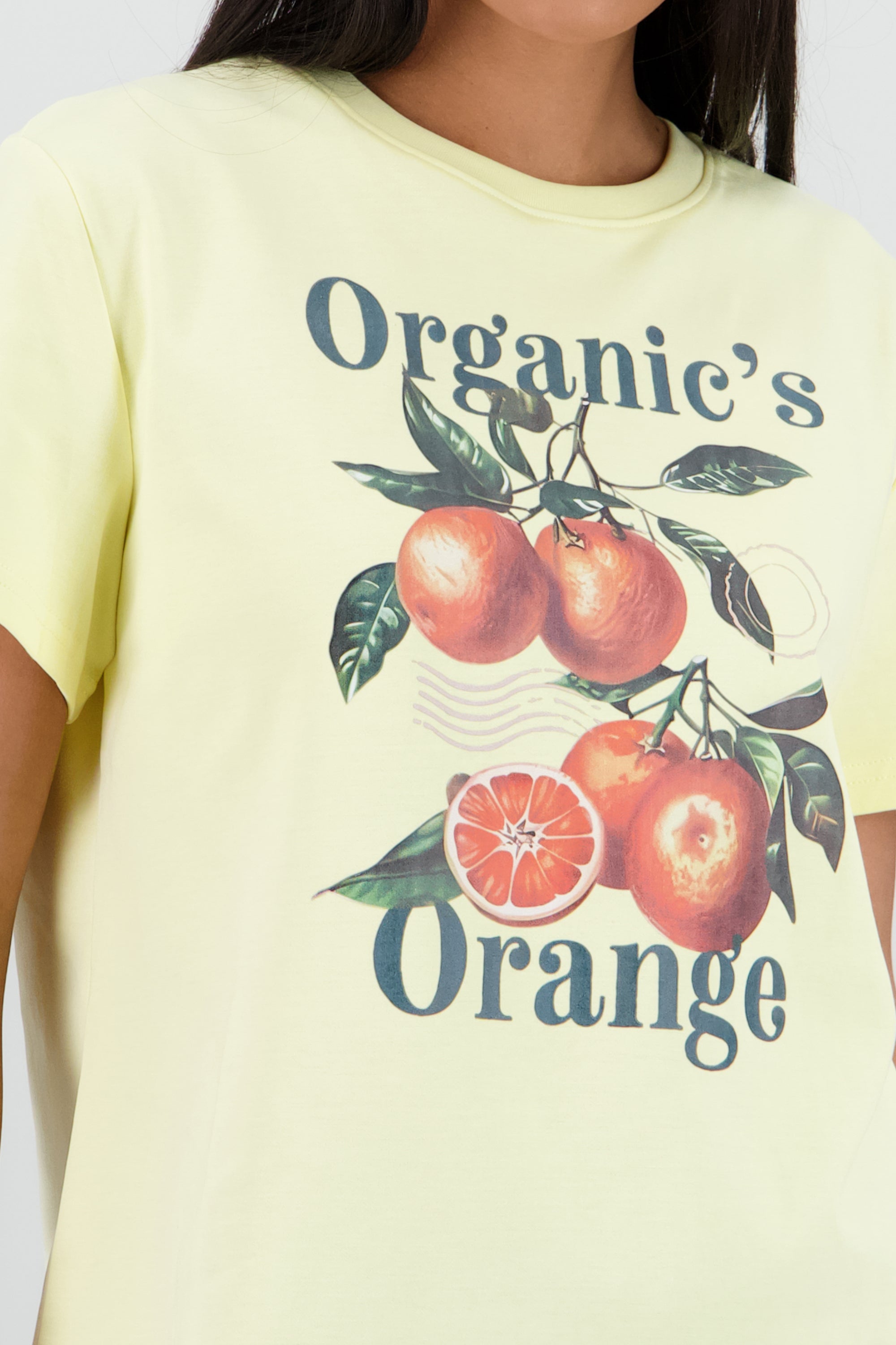 Playera manga corta oversize estampado naranjas AMARILLO