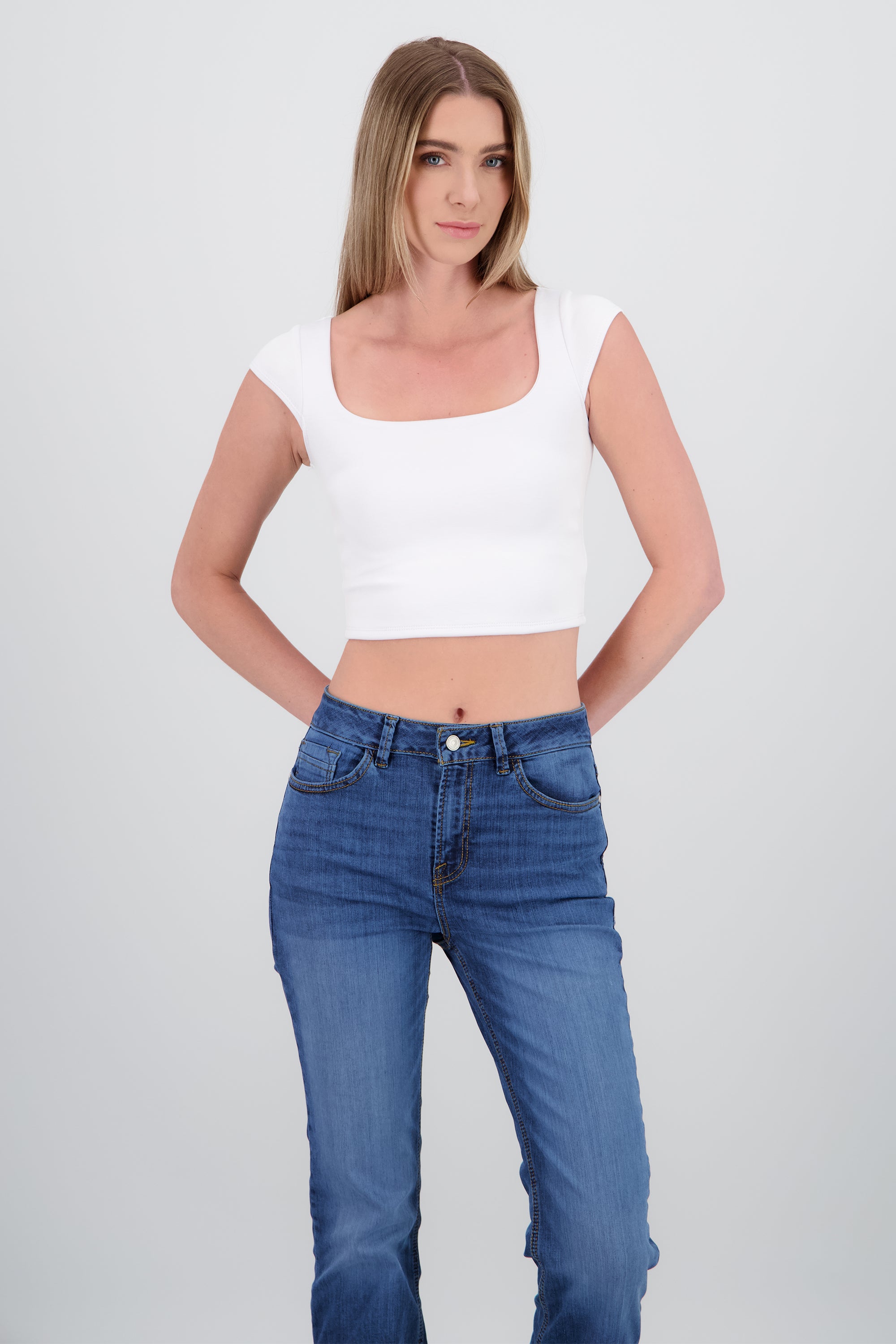 Top corto escote cuadrado manga corta BLANCO