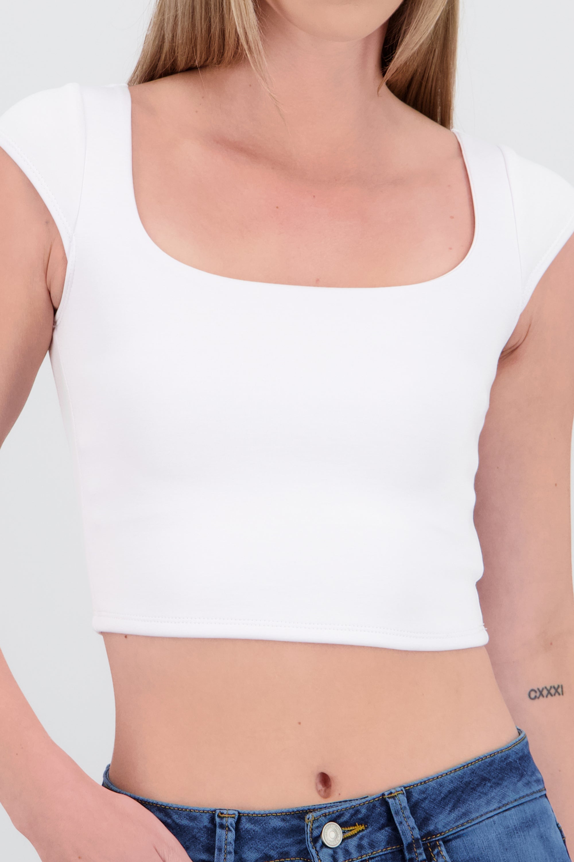 Top corto escote cuadrado manga corta BLANCO