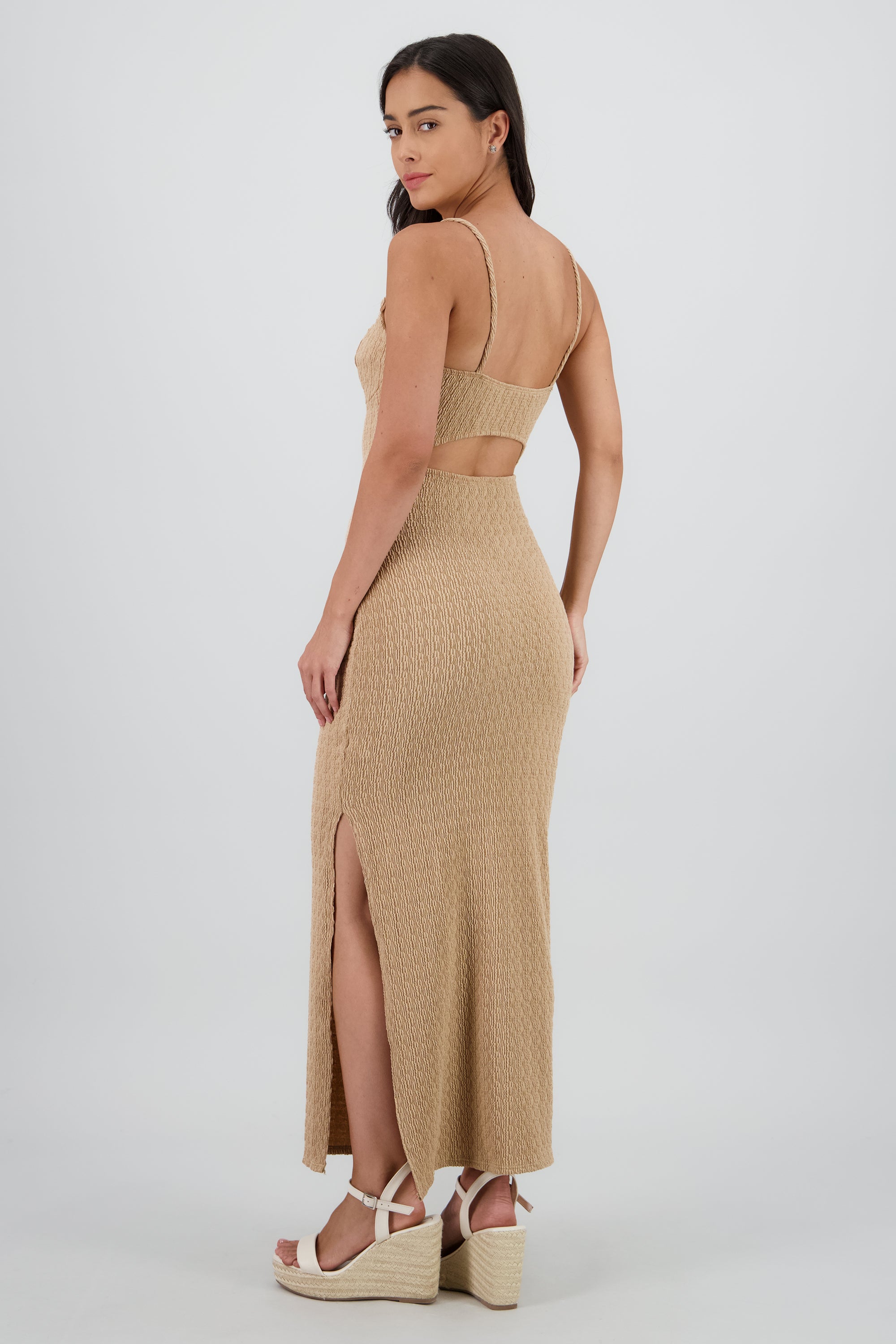 Vestido maxi textura con copas KHAKI