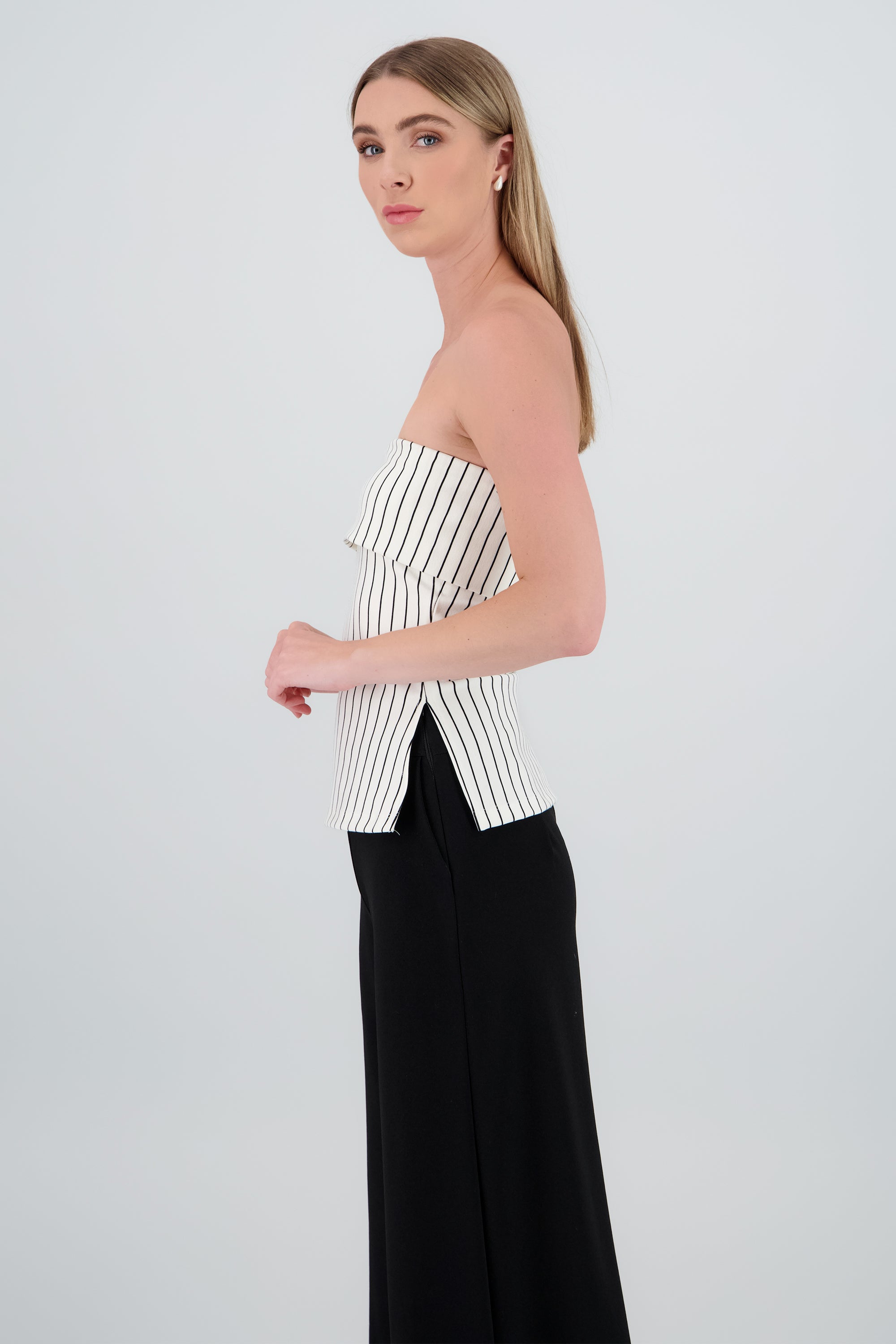 Top strapless rallas BLANCO COMBO
