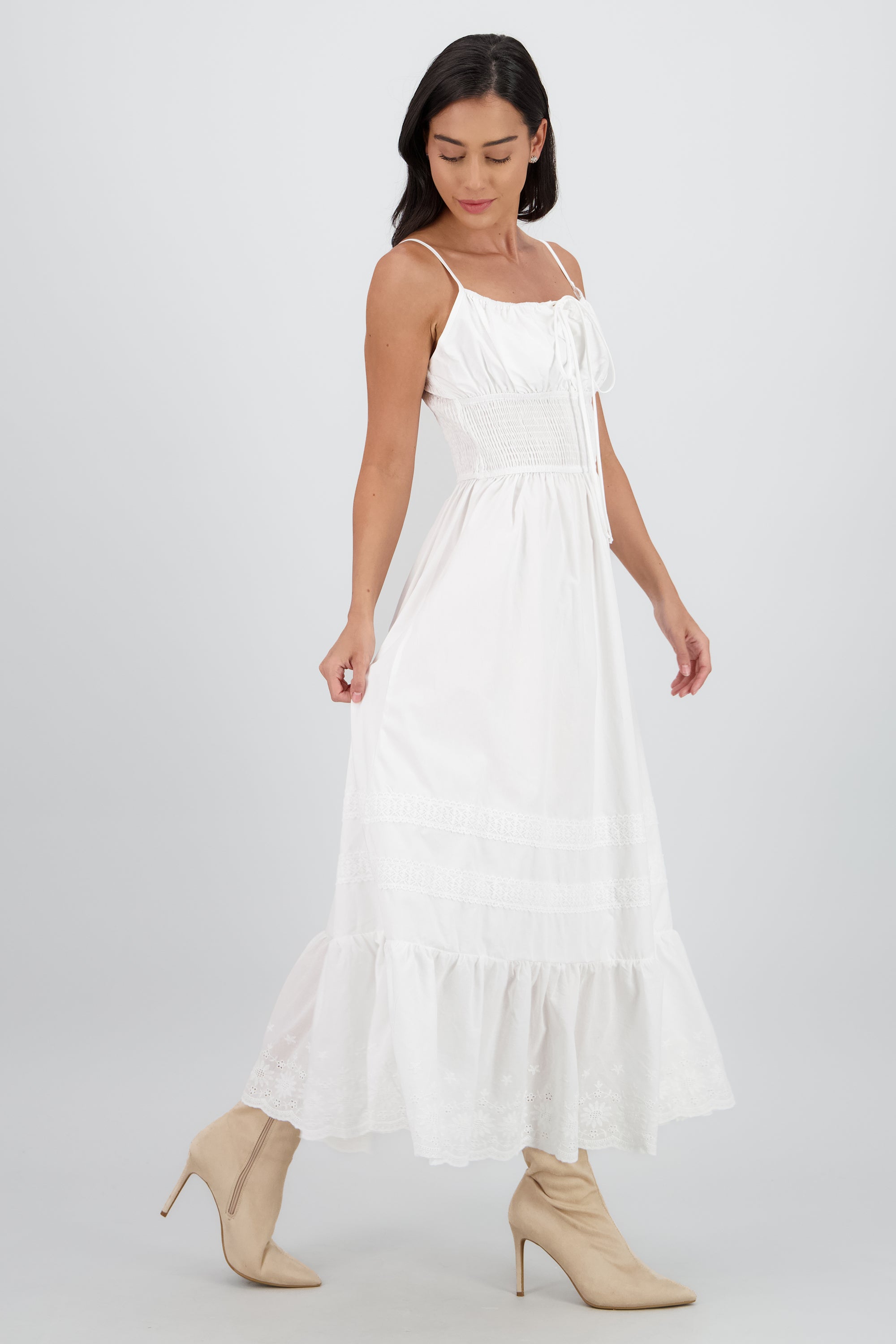 Vestido midi detalle smock tirantes BLANCO