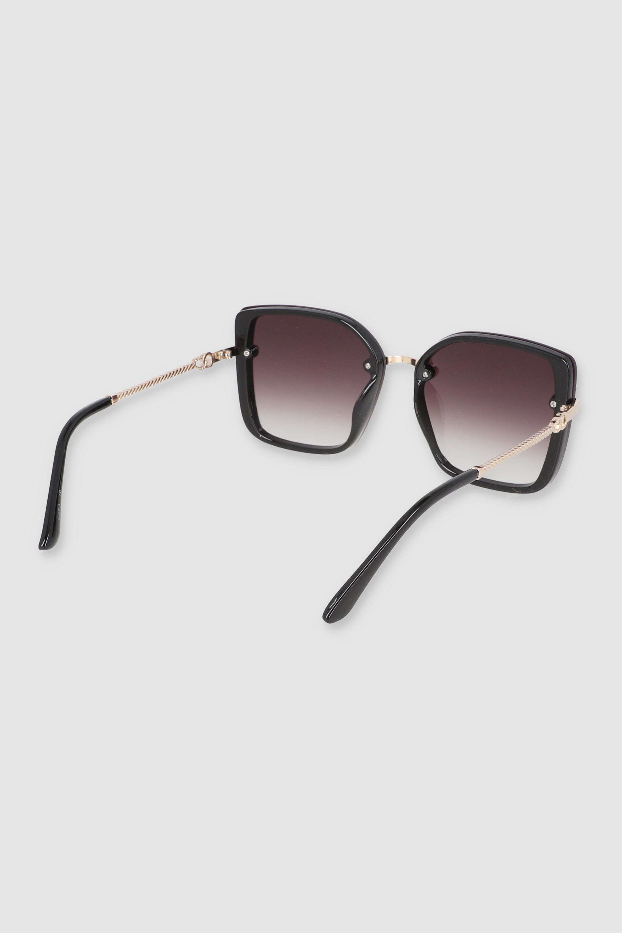 Lente cuadrado puente metalico NEGRO