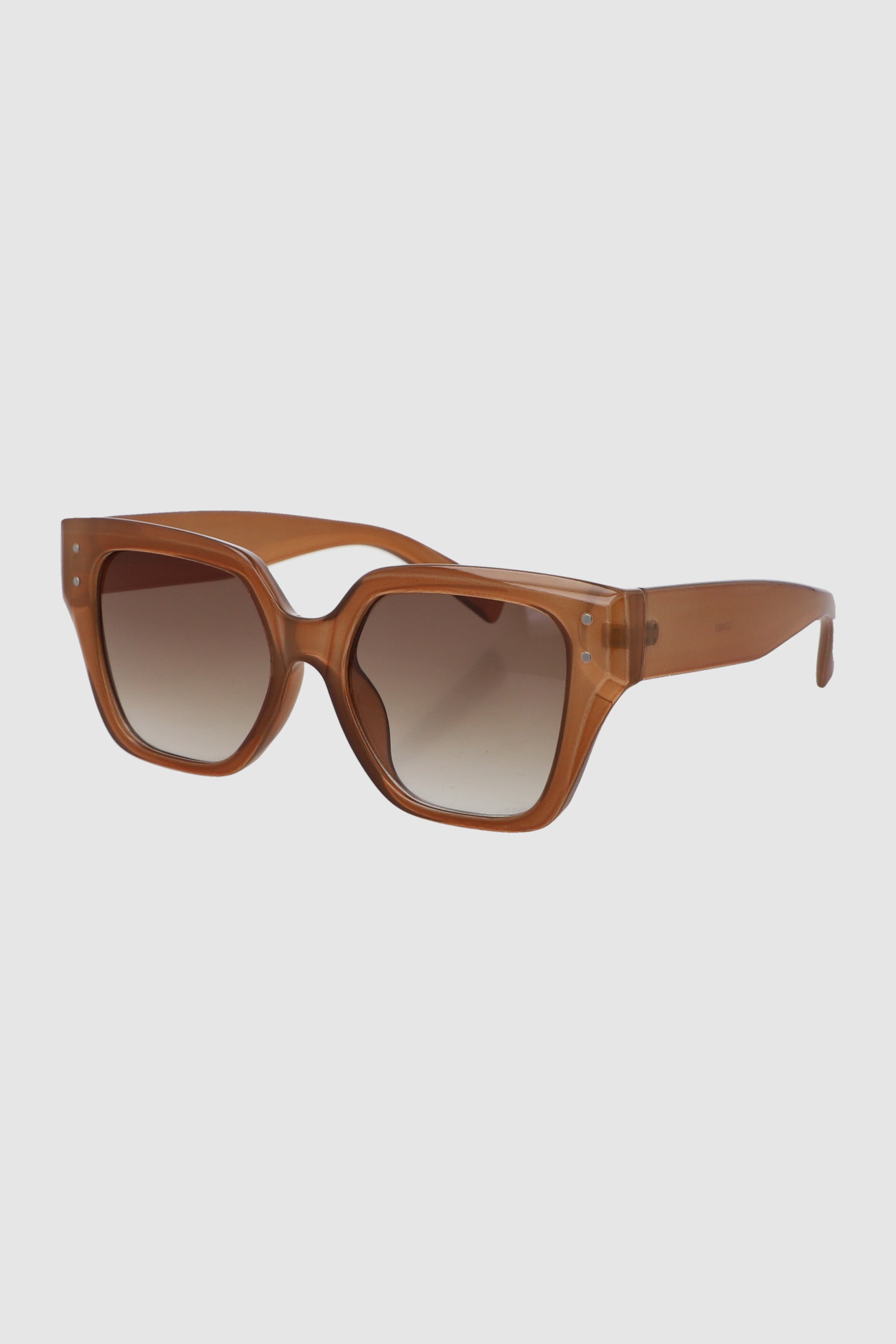 Lente cuadrado angular pasta traslucida CAFE