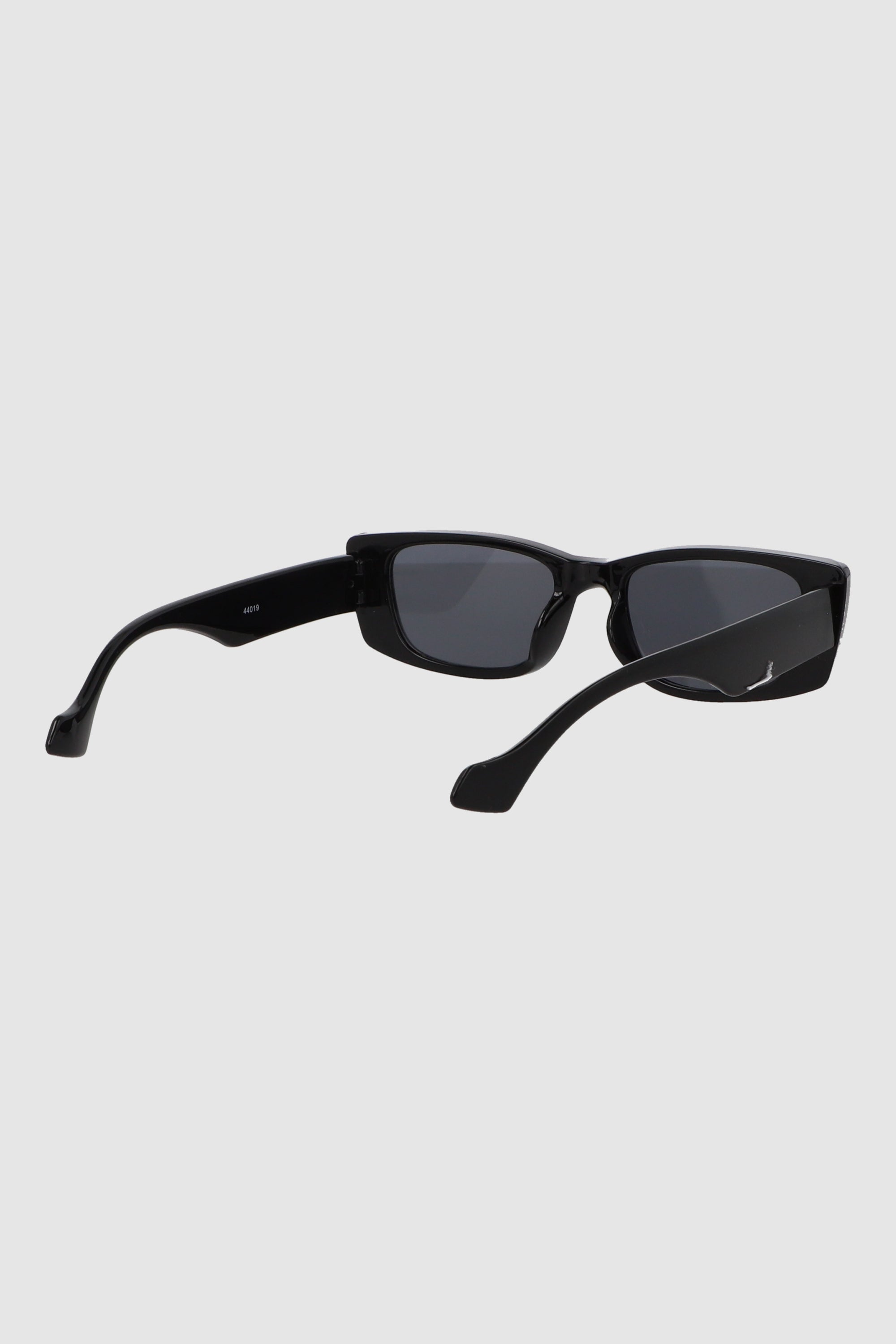 Lente rectangular monocromatico NEGRO