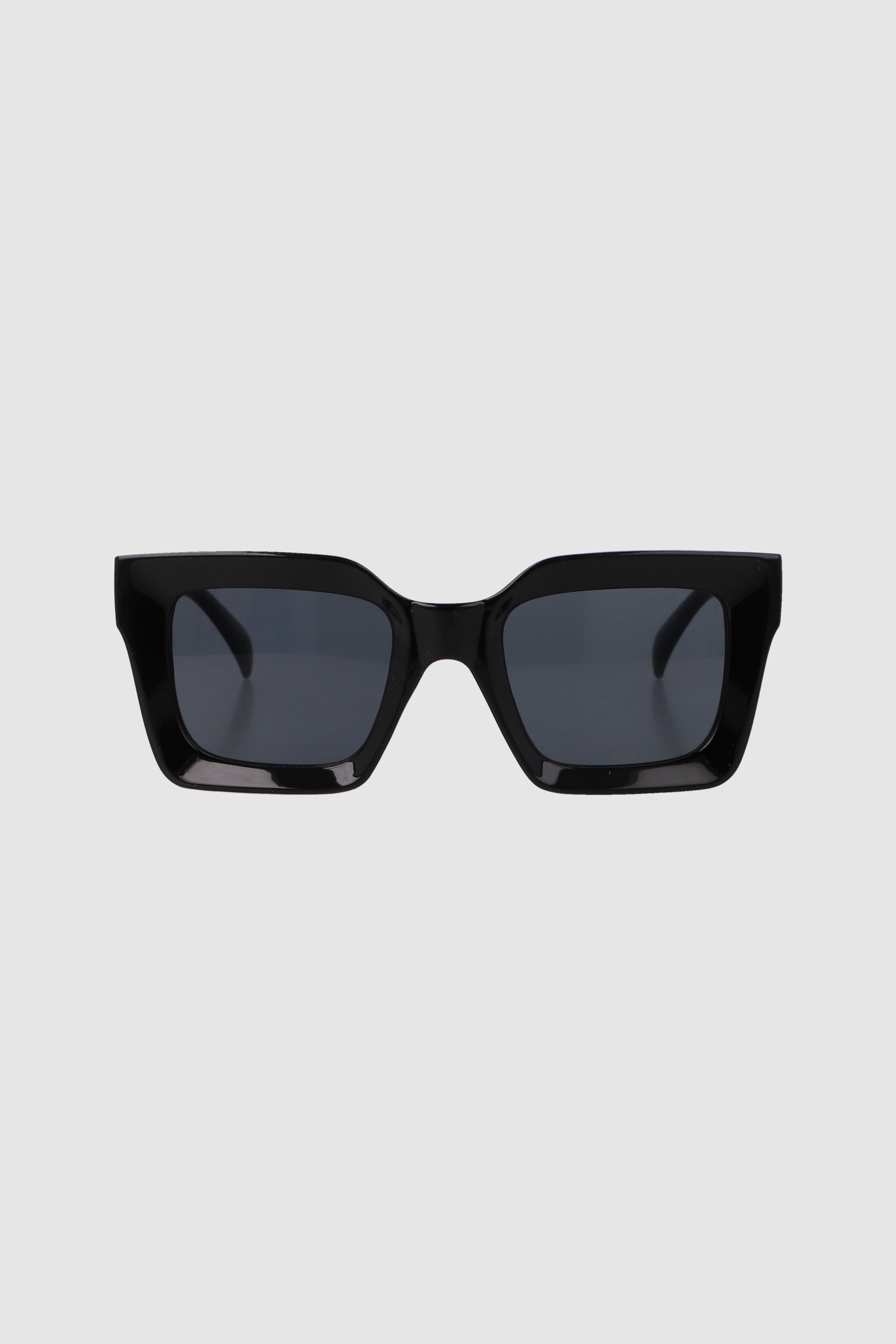 Lente cuadrado monocromatico trasparente NEGRO