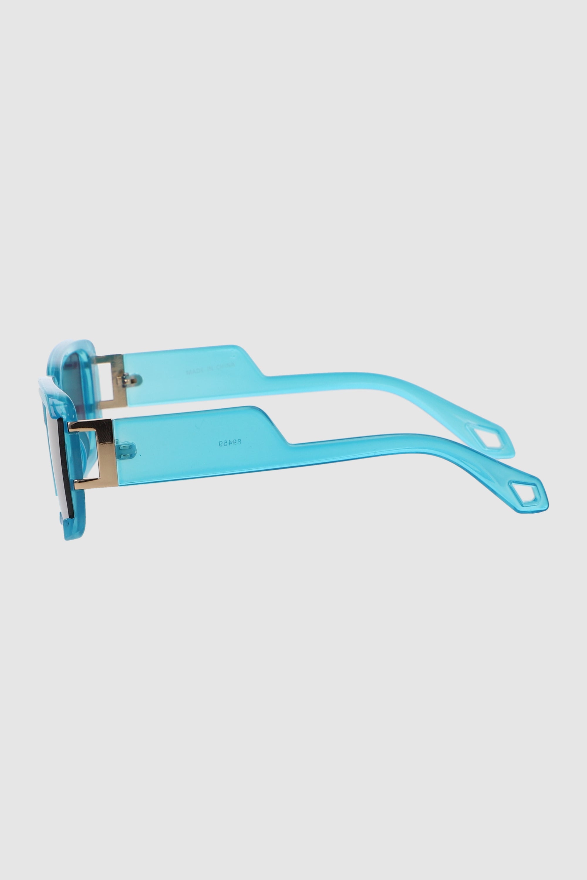 Lente rectangular monocromatico detalle metalico AZUL CIELO