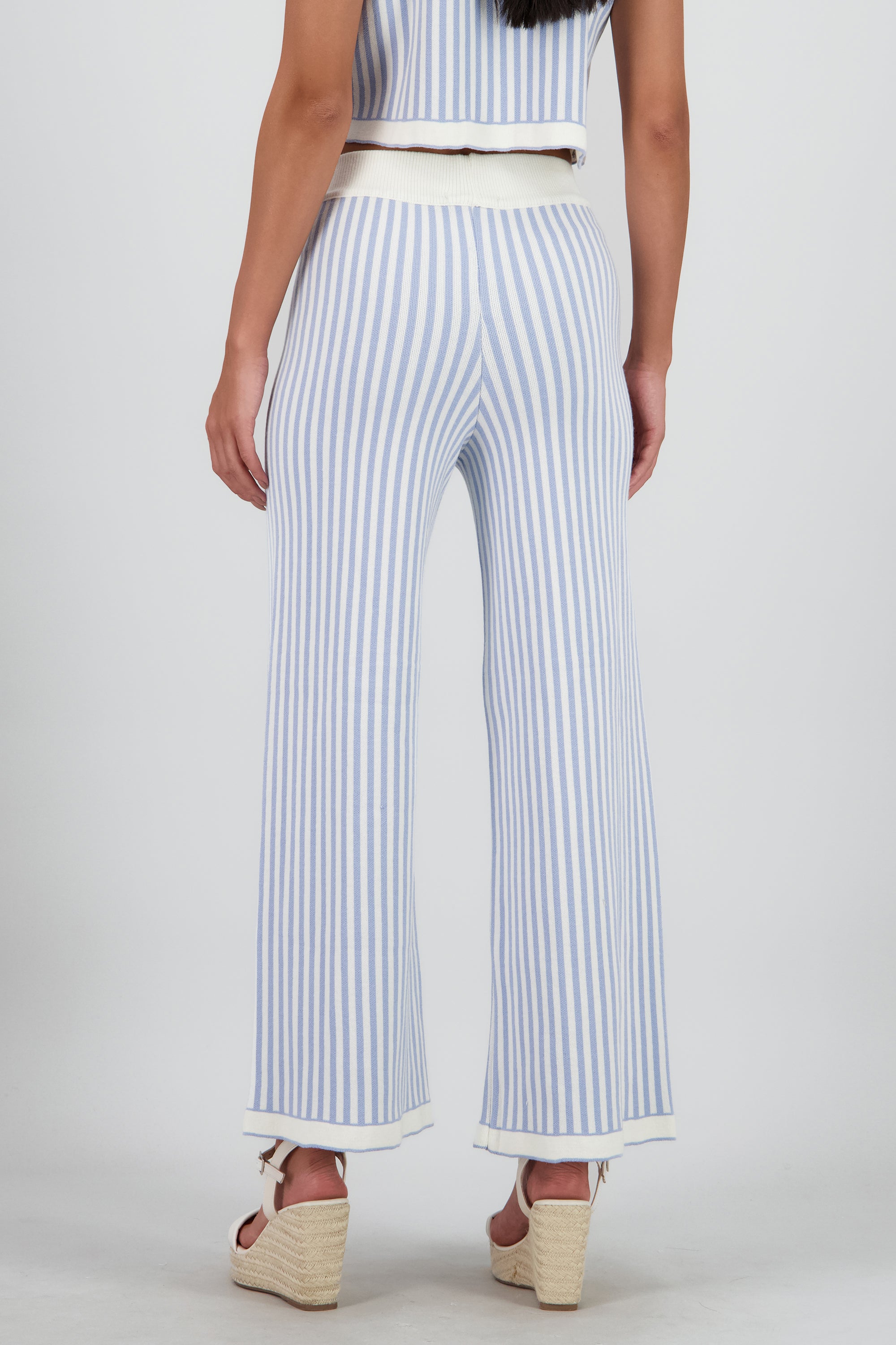 Pantalon tejido rayas amplio AZUL PASTEL