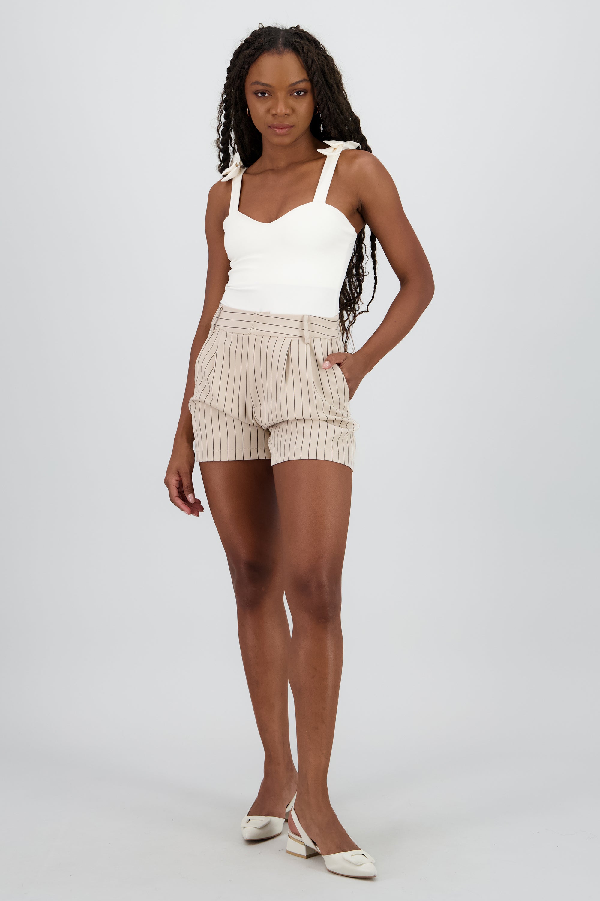 Shorts pinzas rayas BEIGE