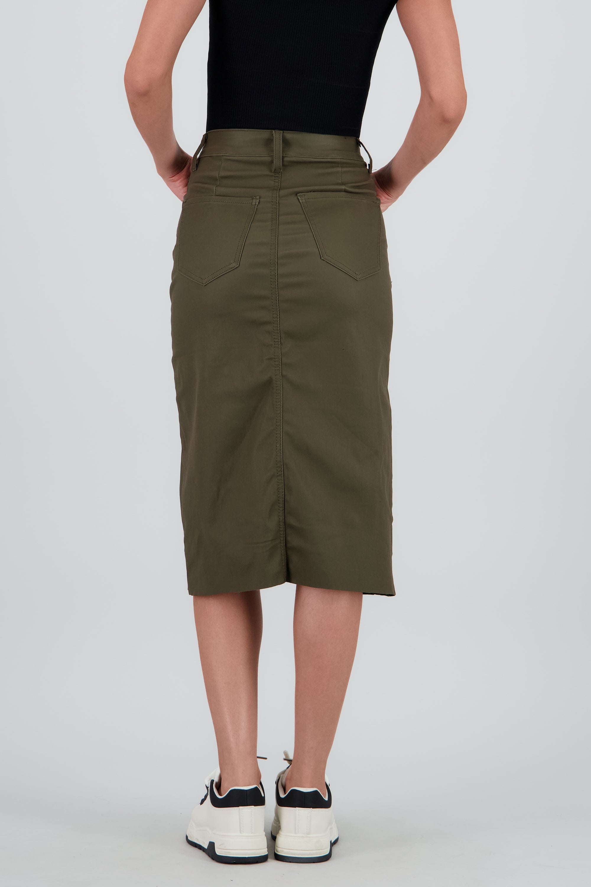 Falda midi pu detalle abertura VERDE CAZADOR