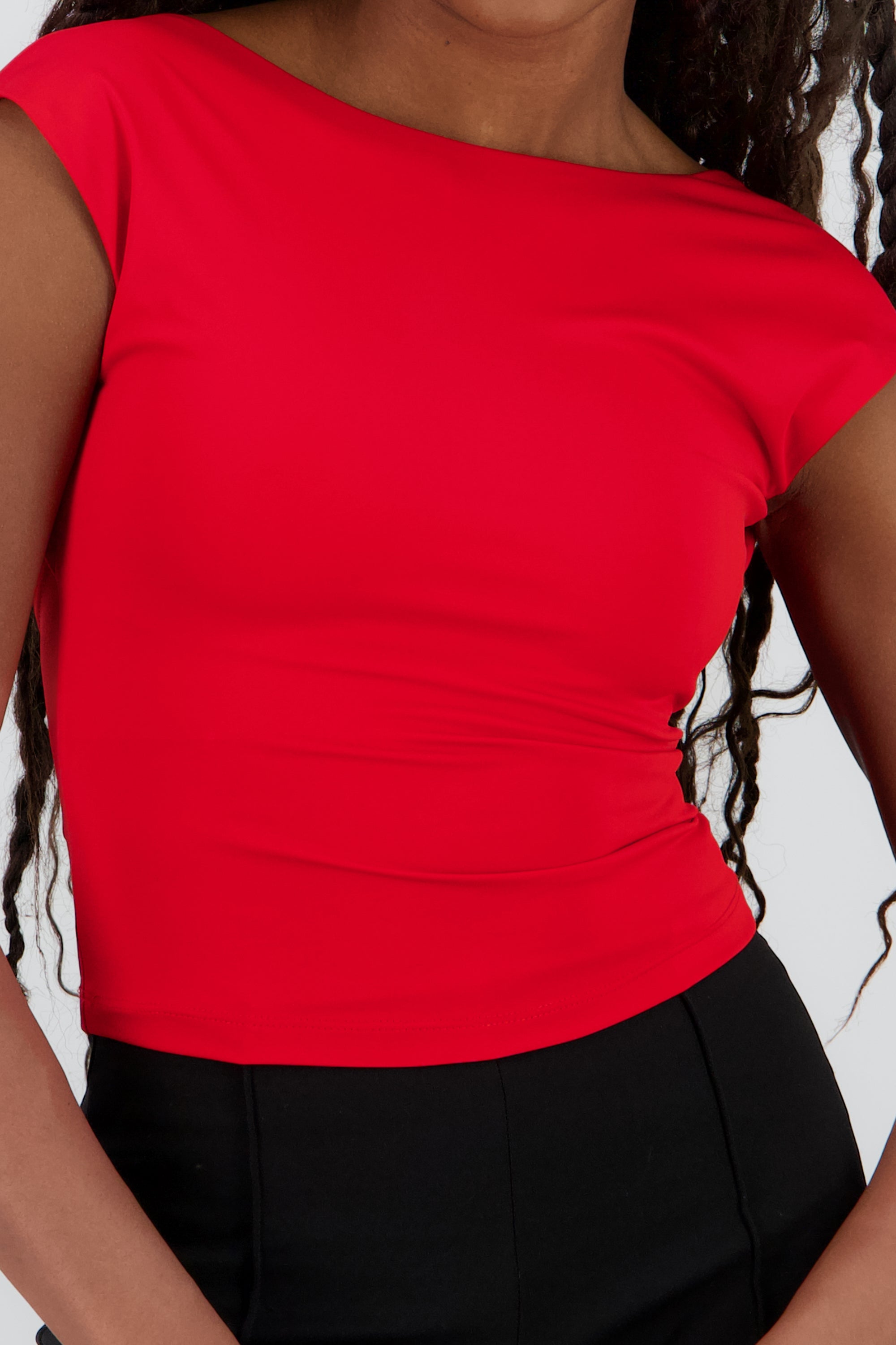 Top manga corta escote espalda ROJO