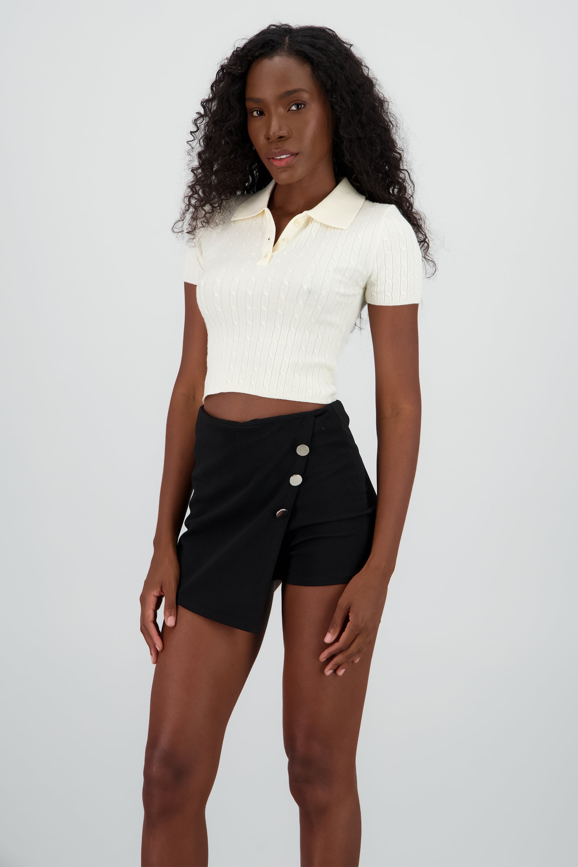 Top tejido trnzado cuello polo CREMA