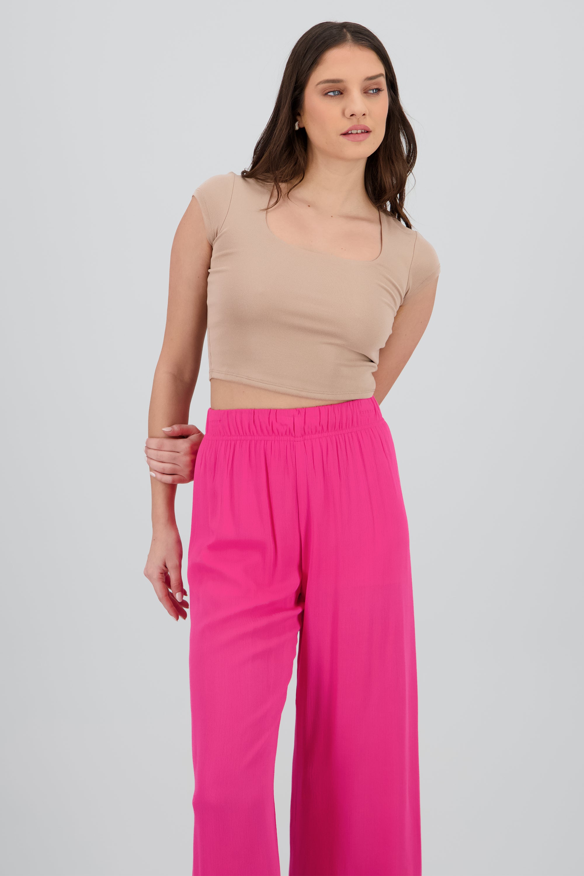 Top escote cuadrado con manga corta TAUPE