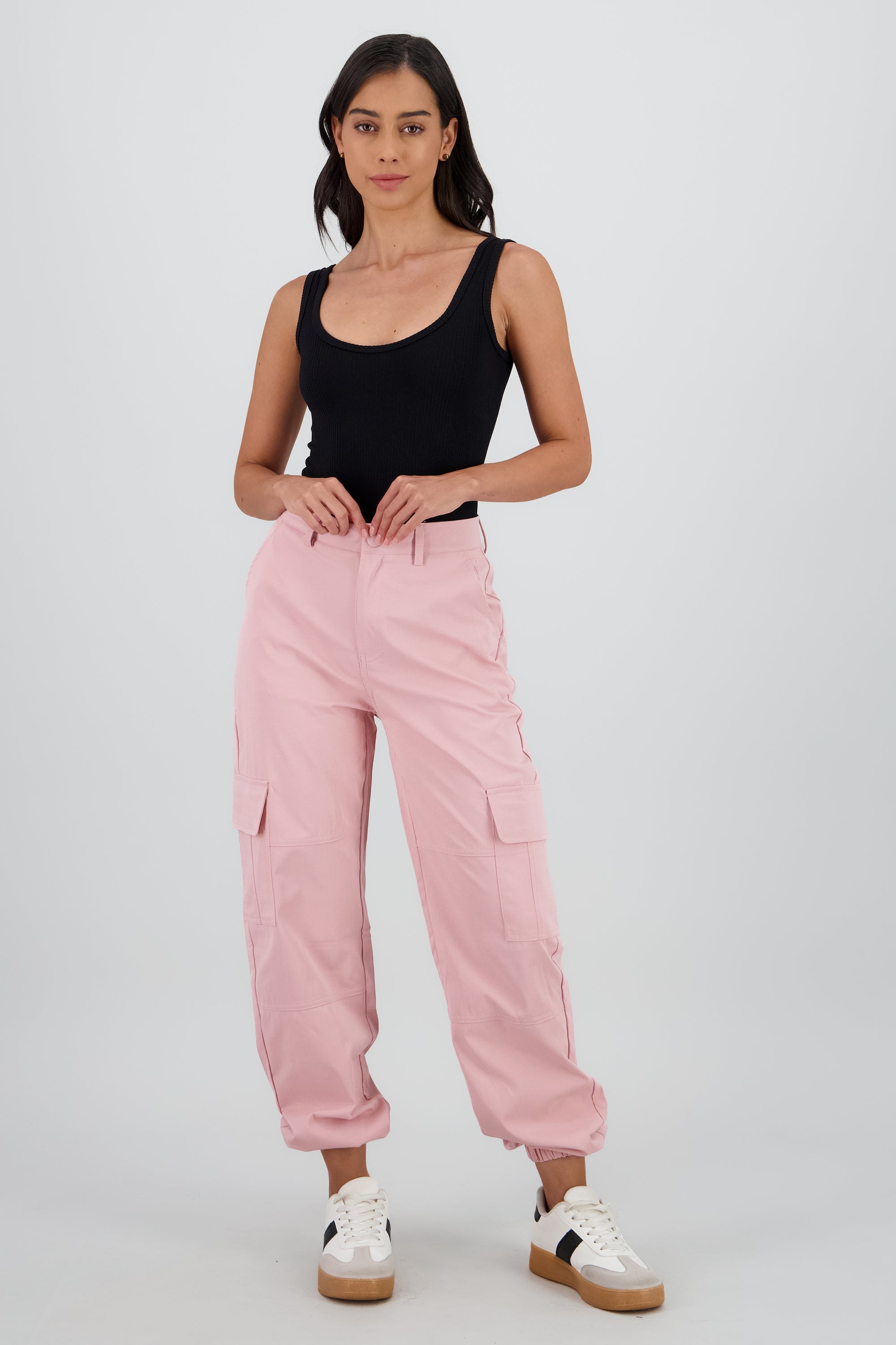 Pantalon detalle pretina boton forrado ROSA