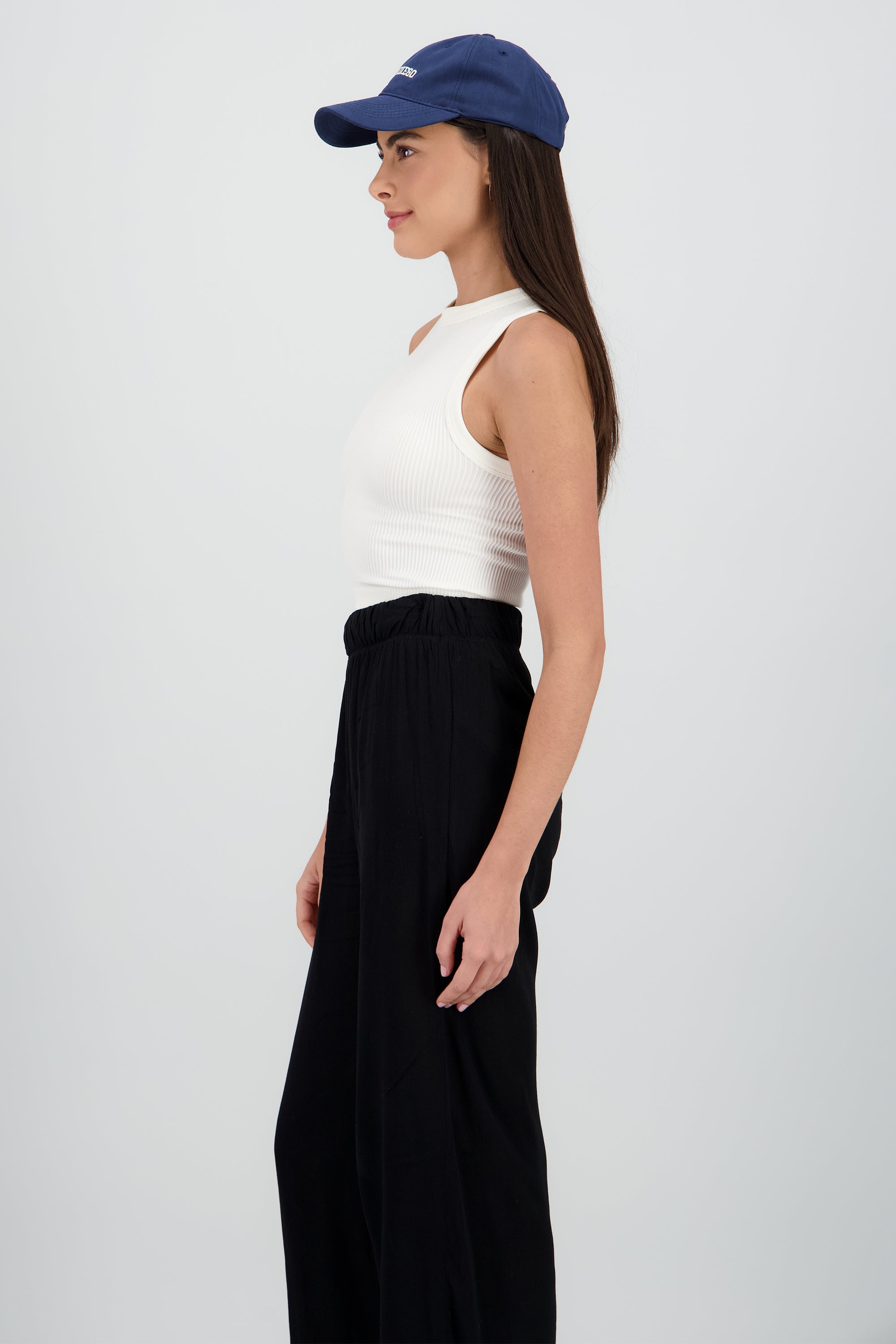 Top sin manga detalle seamless liso BLANCO