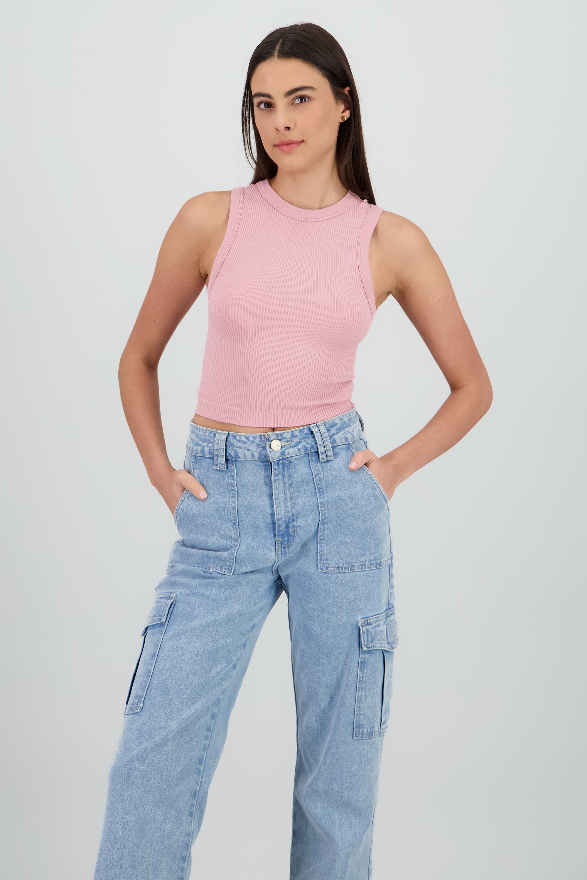 Top sin manga detalle seamless liso ROSA
