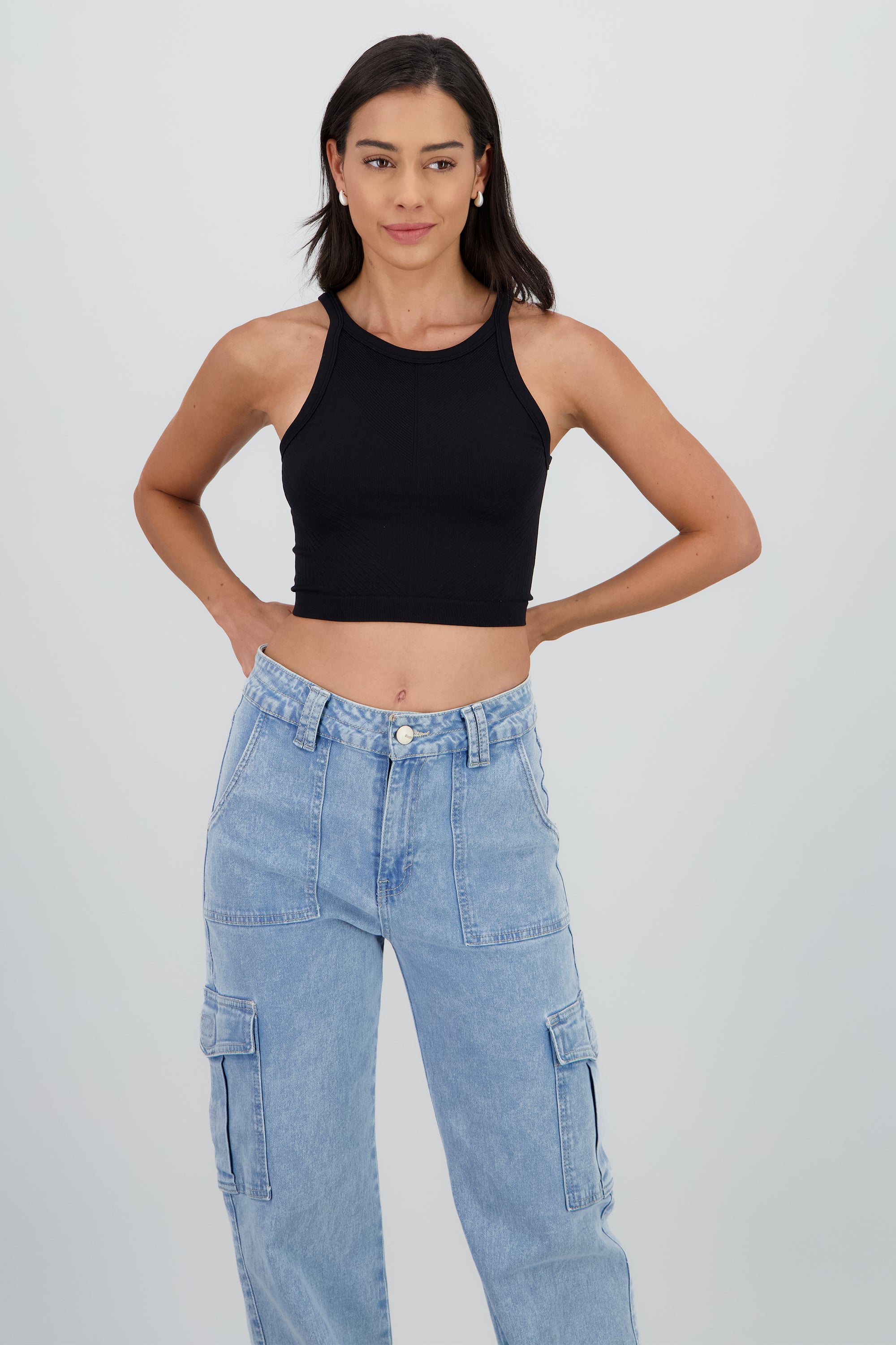Top sin mangas cuello redondo semaless NEGRO