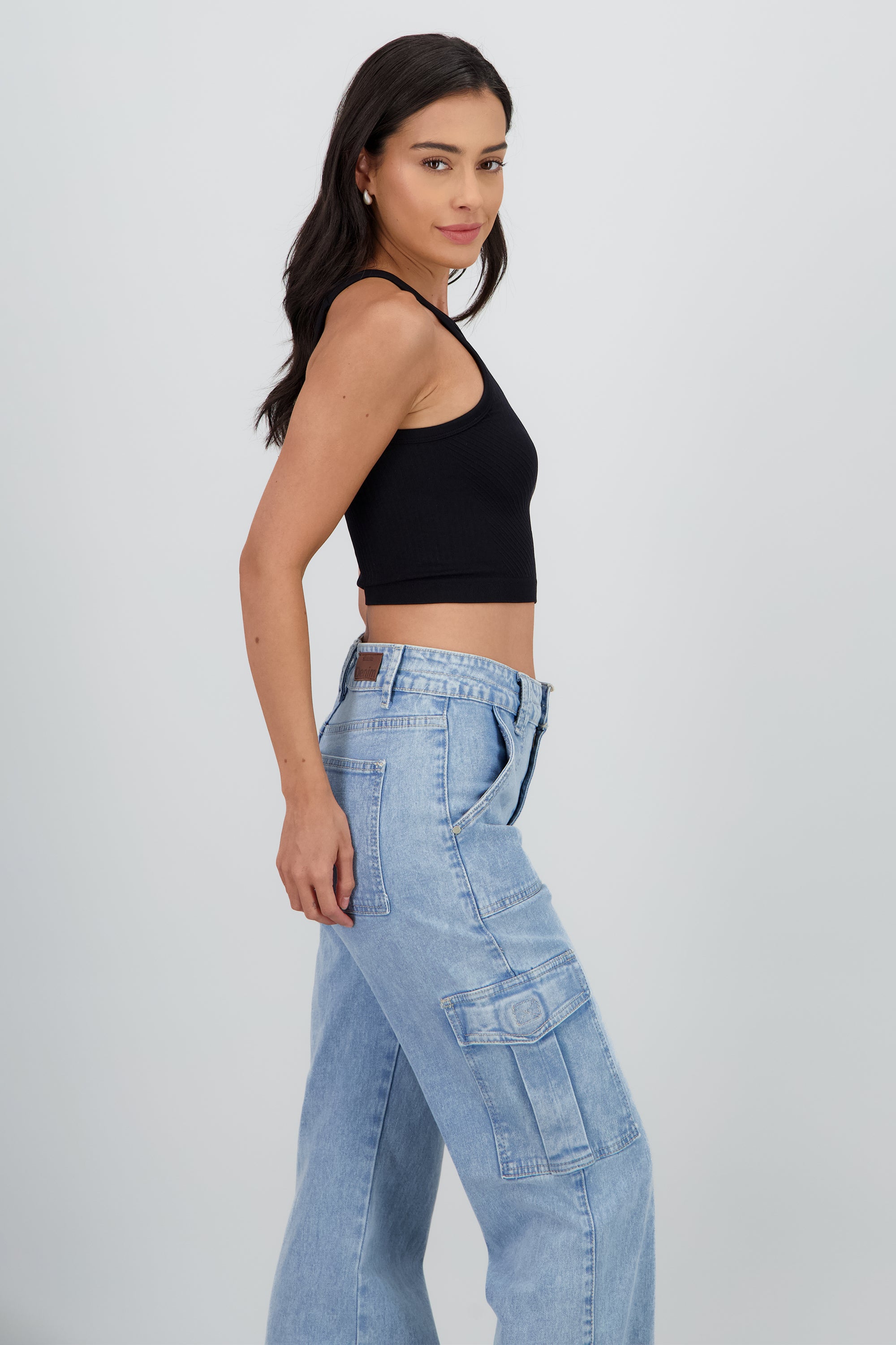 Top sin mangas cuello redondo semaless NEGRO