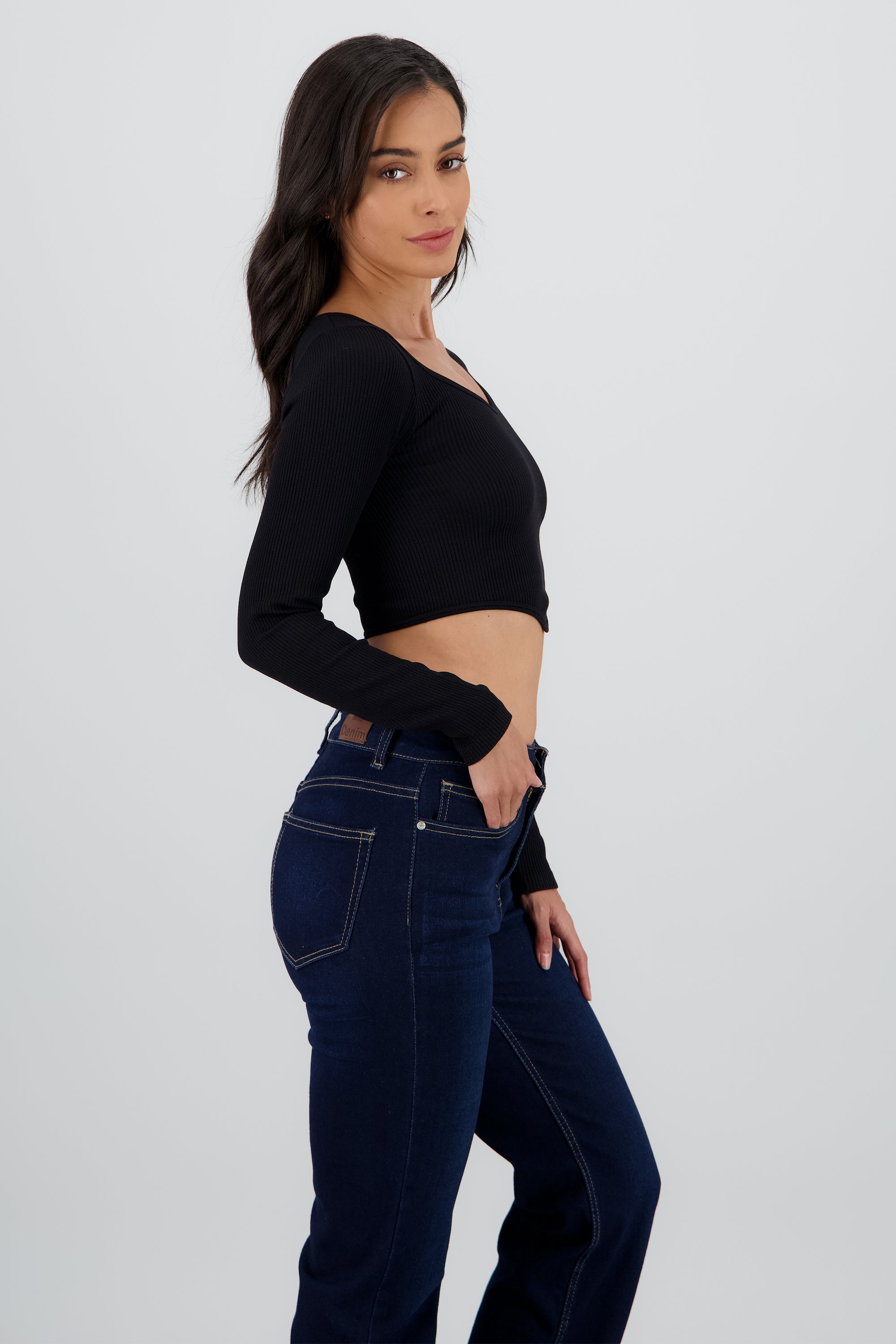 TOP MANGA LARGA CUELLO REDONDO RIB NEGRO