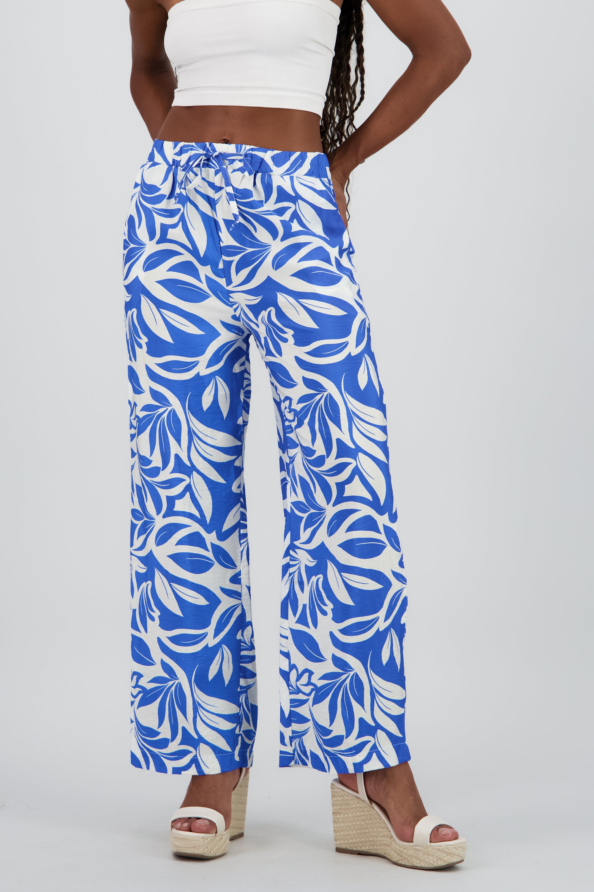 Pantalon amplio estampado flores AZUL COMBO